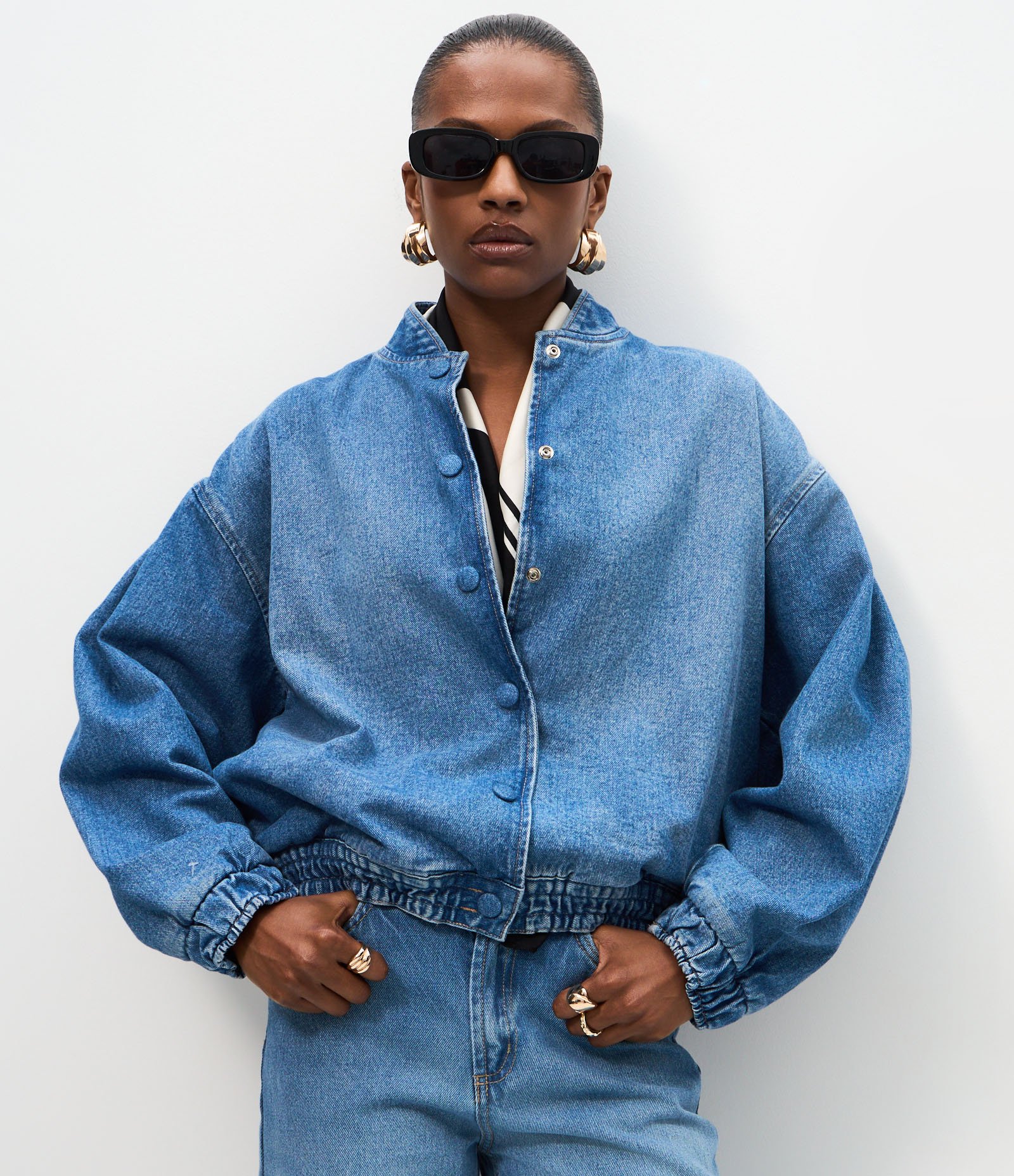 Jaqueta Bomber em Jeans com Punhos Ajustados e Botões Azul 1