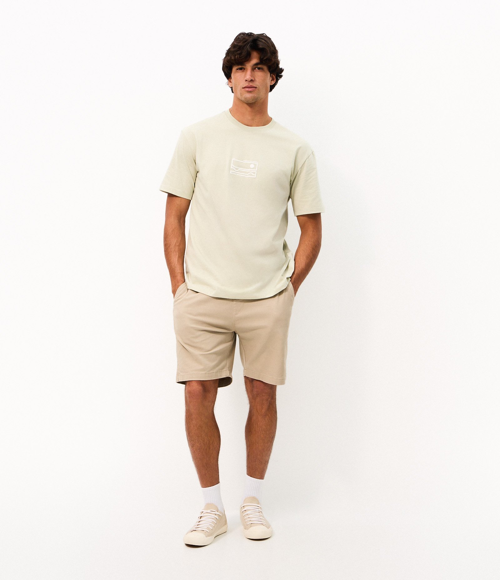 Camiseta Relaxed Praia com Estampa de Sol Verde 2