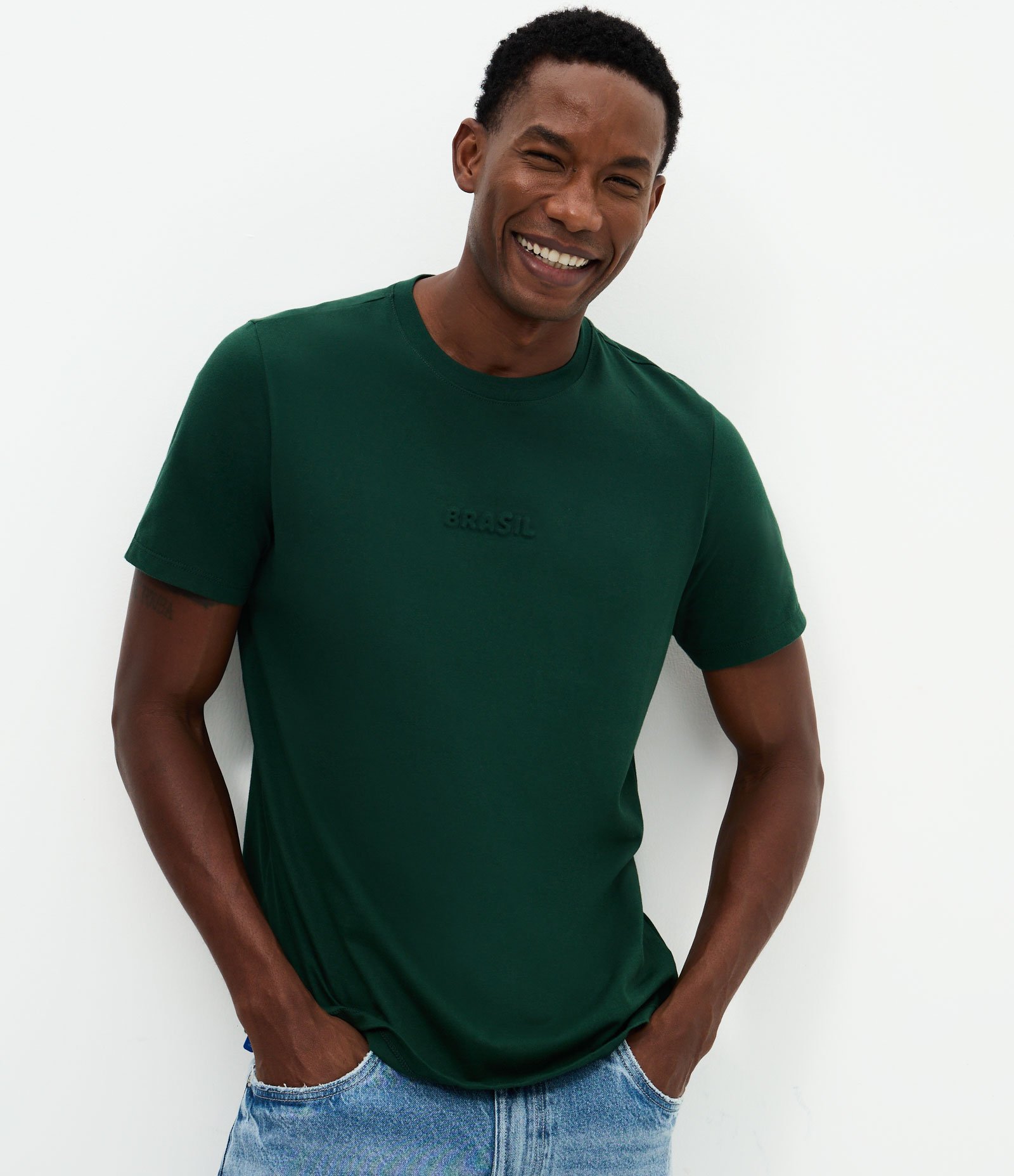 Camiseta com Lettering Embossed Brasil Verde 2