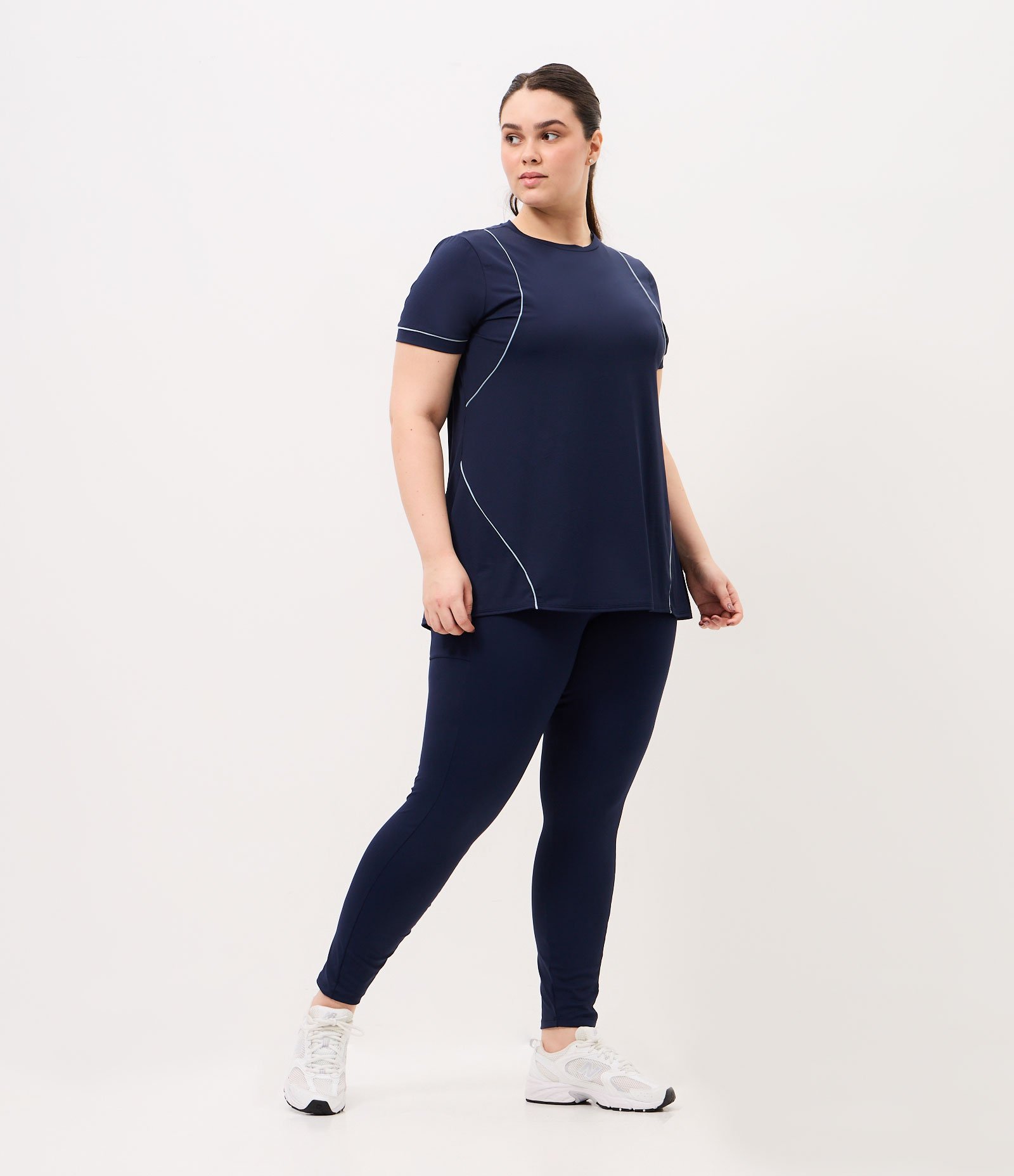 Camiseta Esportiva Comfort Alongada Dry em Poliamida Curve & Plus Size Azul 2