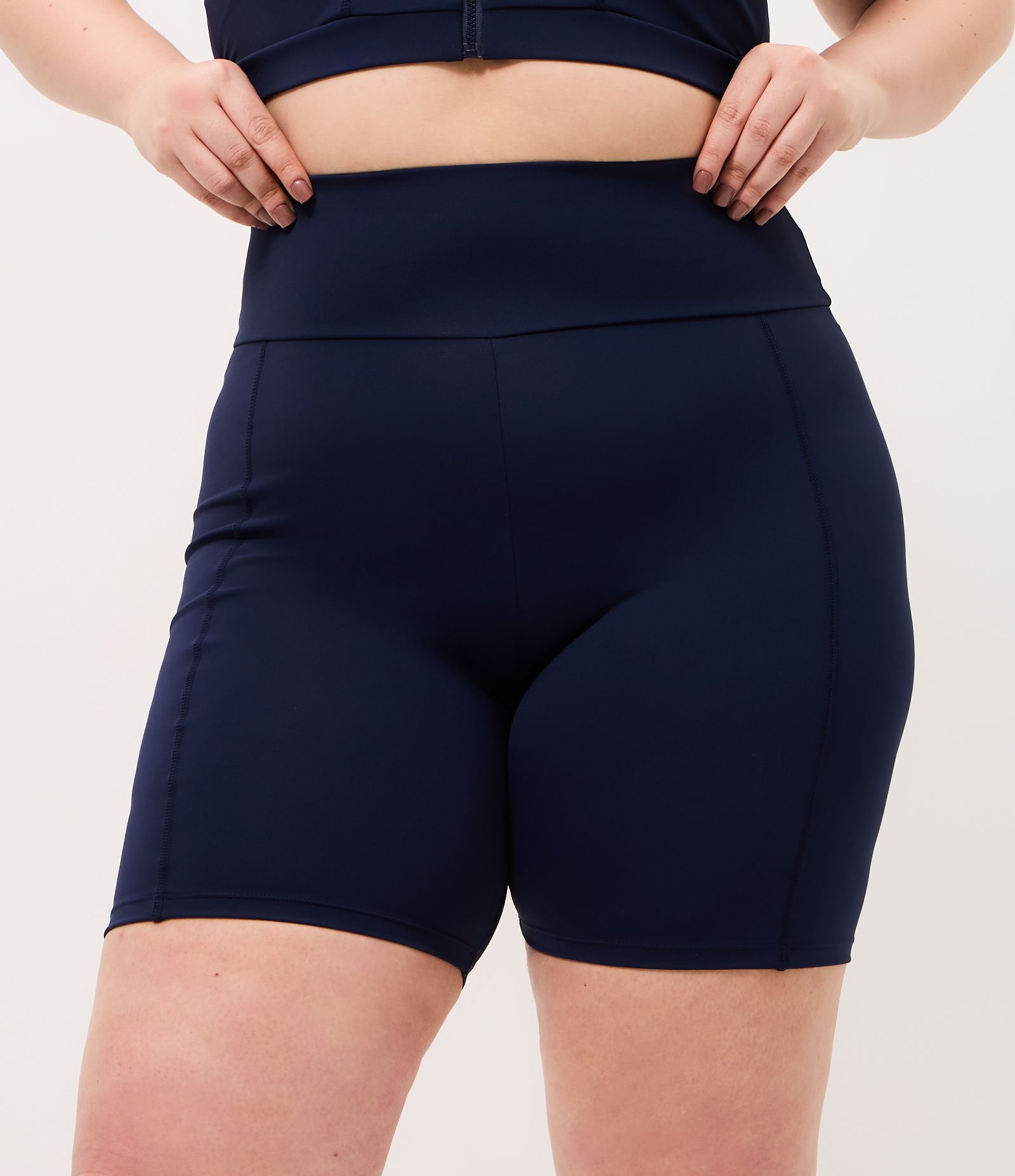 Short Ciclista Esportivo em Poliamida com Cós Largo Curve & Plus Size Azul 2