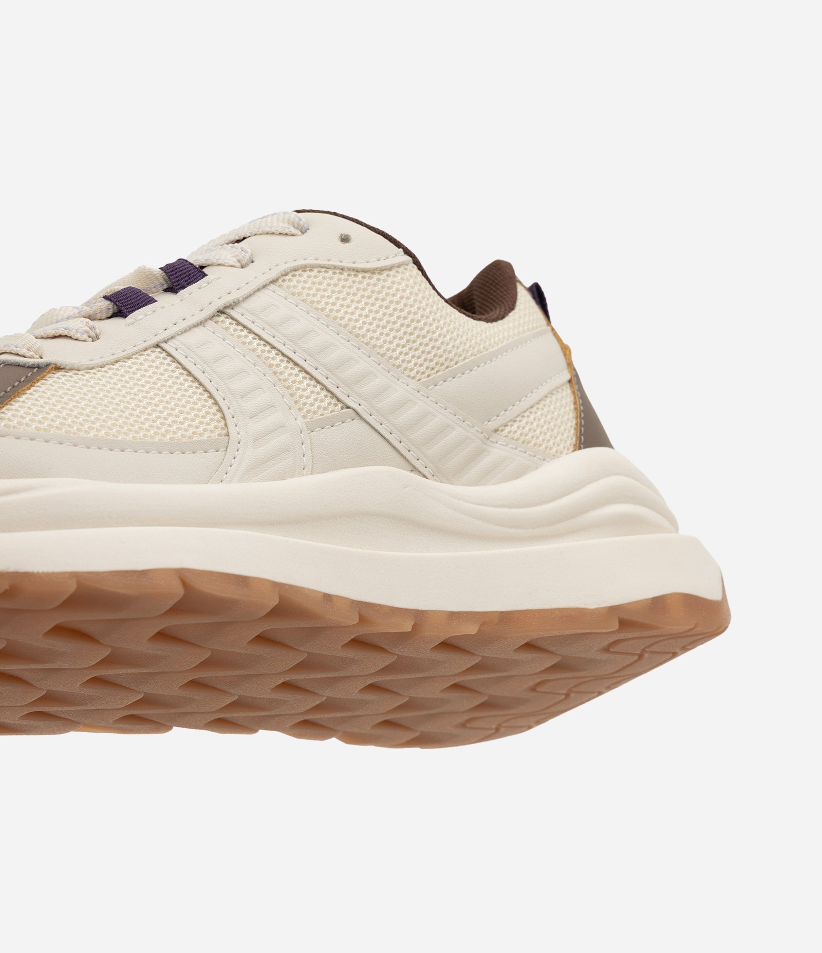 Tênis Jogging Casual com Recortes Estruturados Off White 4