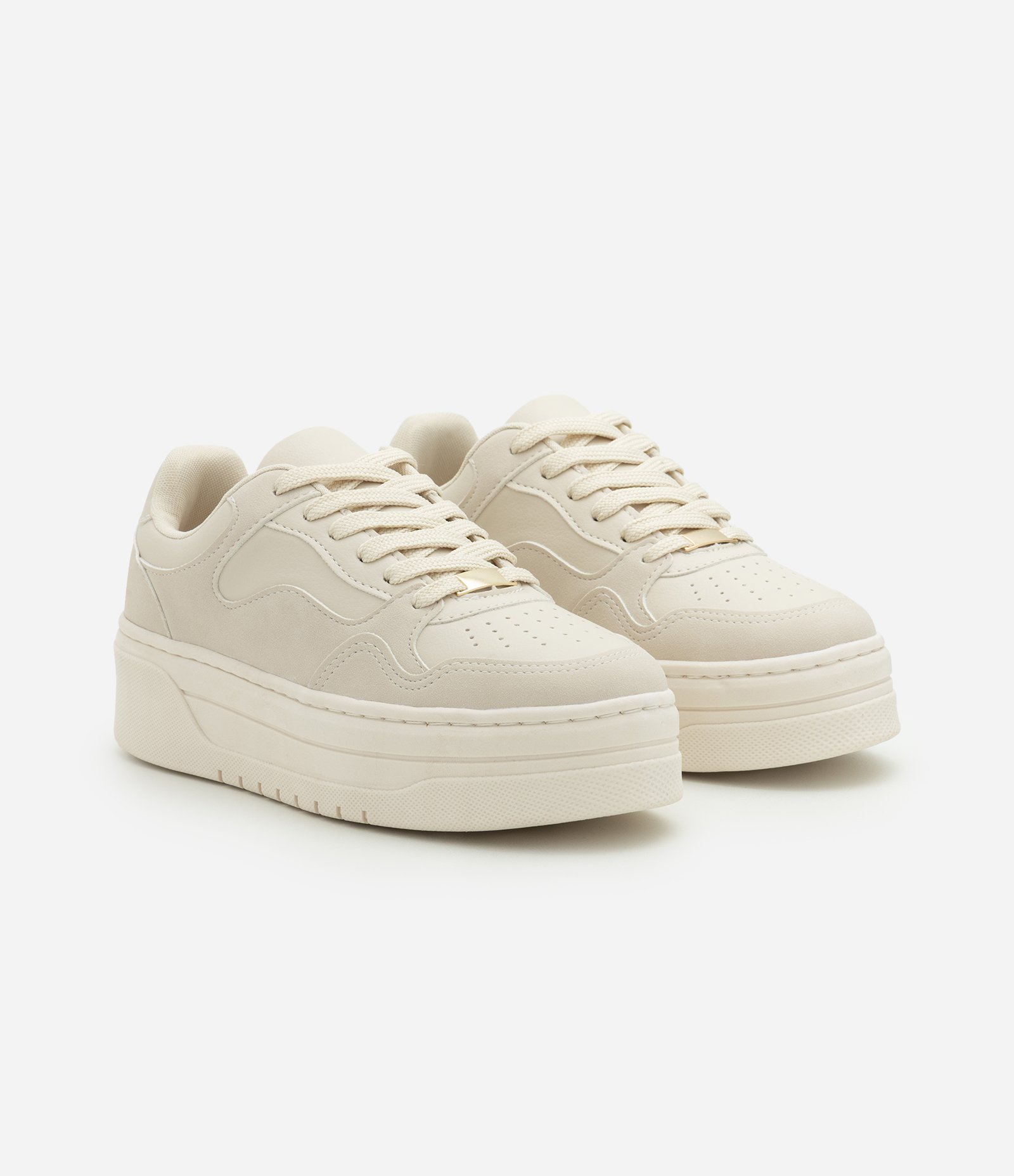 Tênis Casual em PU com Sola Caixa Off White 3