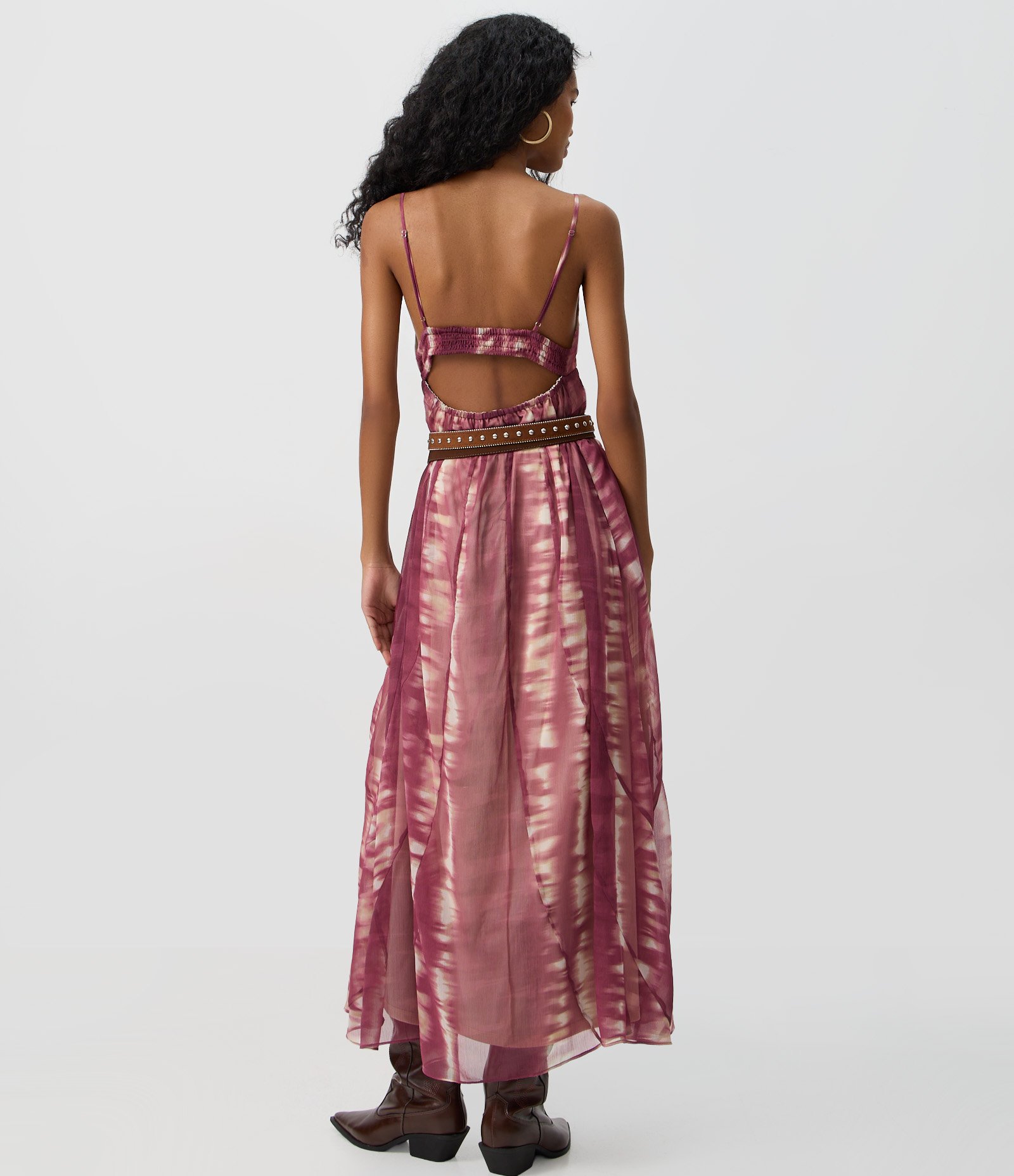 Vestido Longo em Chiffon com Recortes Vazados e Estampa Tie Dye Bordô 4