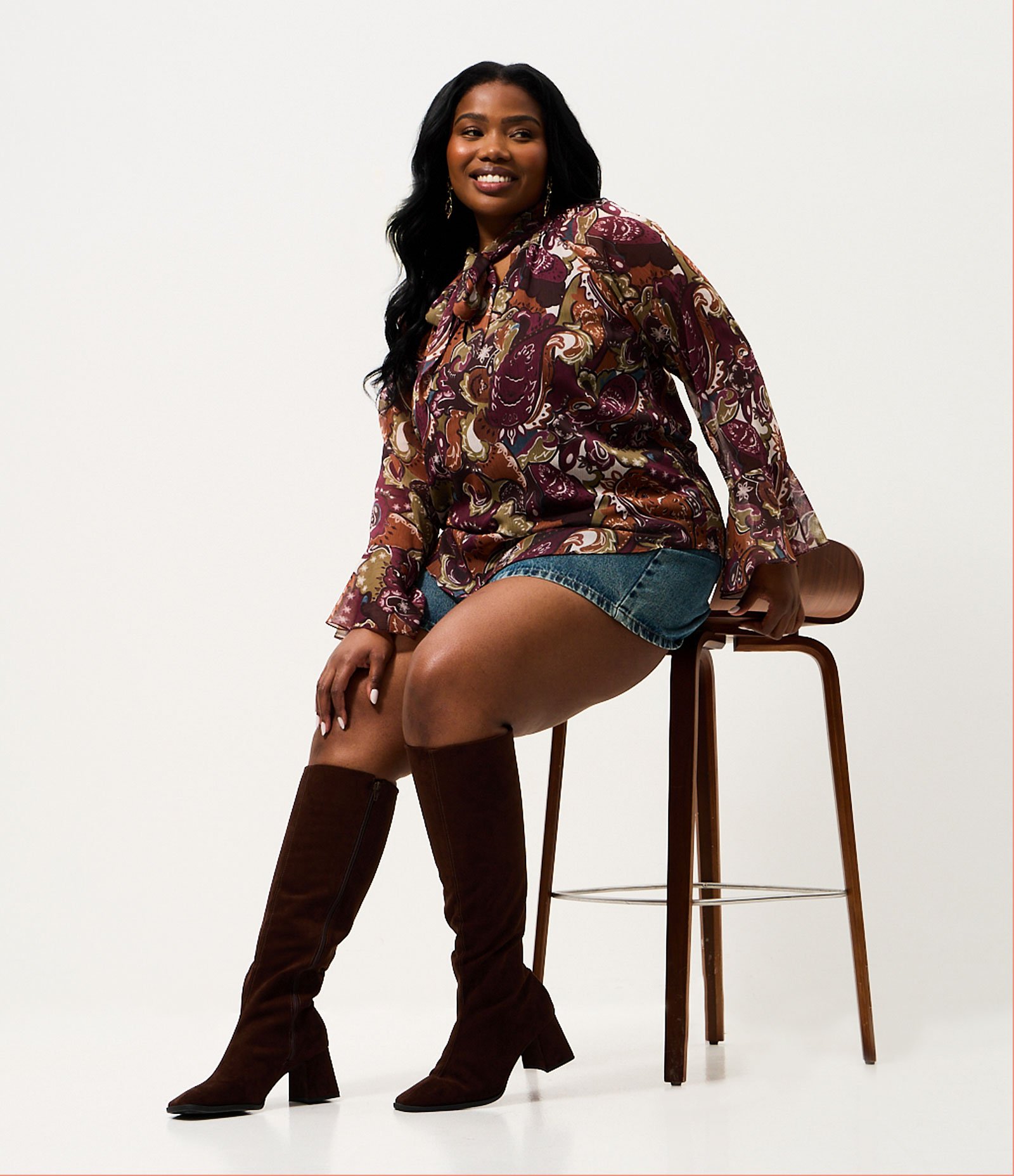 Blusa Chiffon Paisley com Amarração Curve & Plus Size Bordô 3