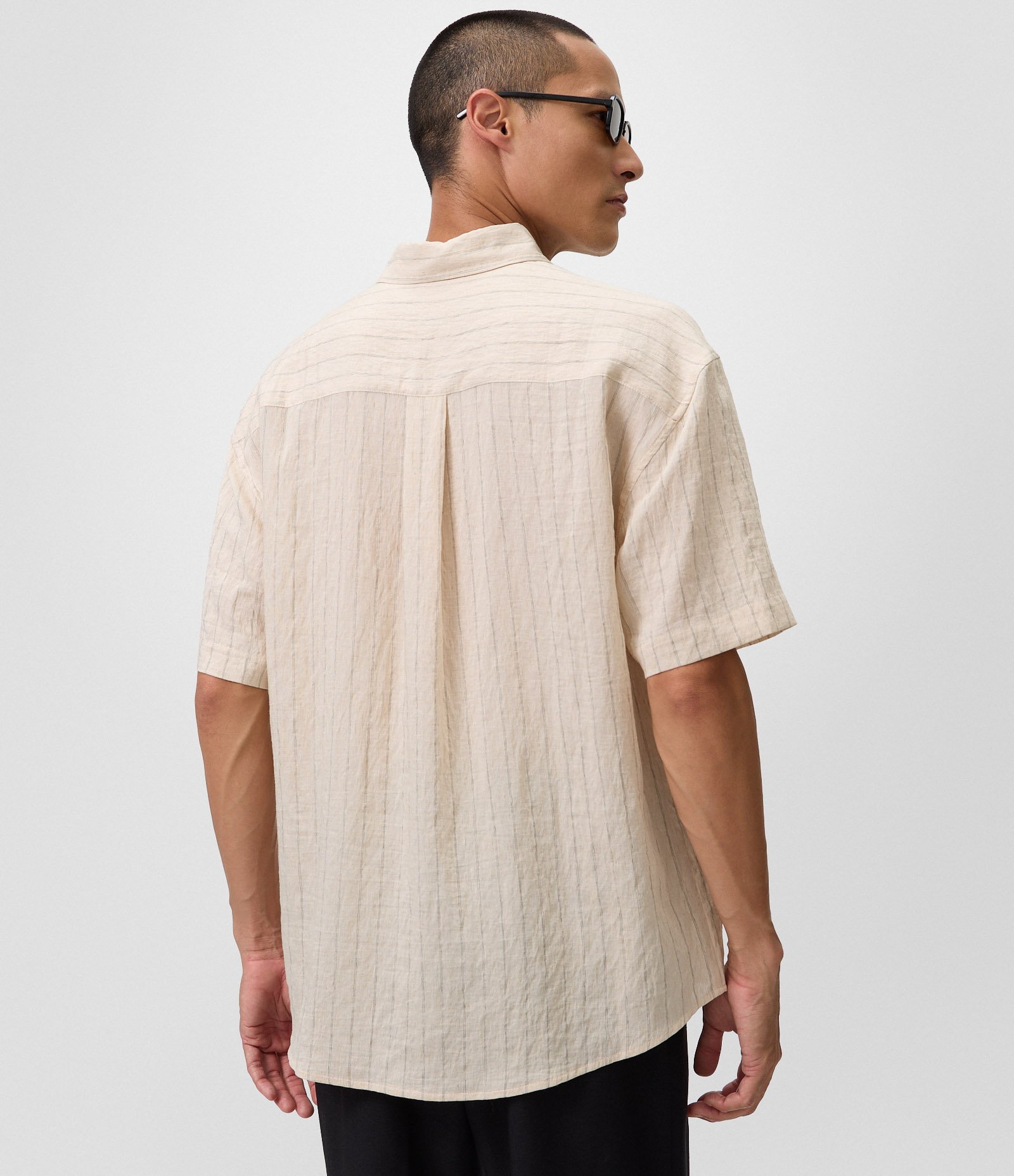 Camisa Relaxed em Viscolinho Listrada Off White 3