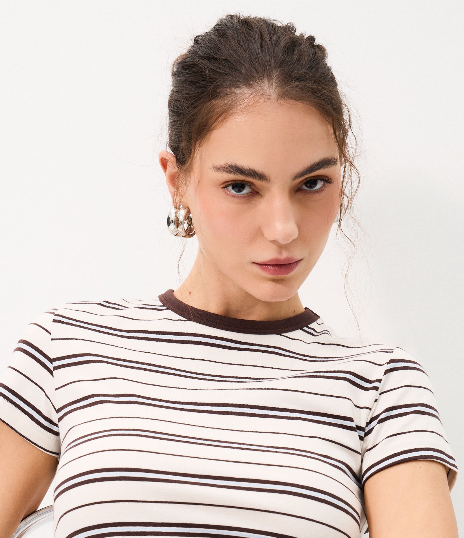 Blusa em Algodão com Estampa Listrada Branco/Marrom 3