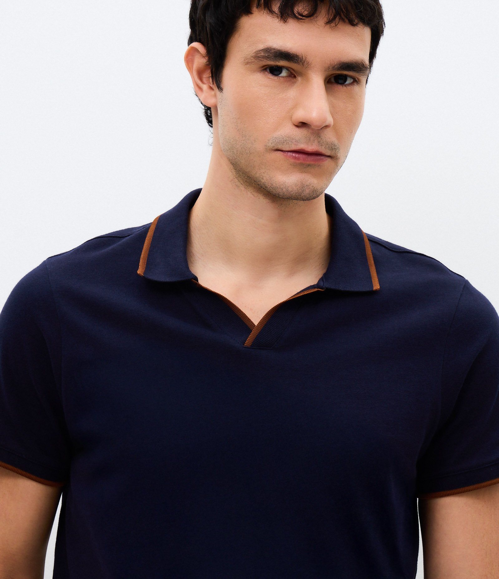 Camisa Polo Manga Curta com Detalhe Contrastante Azul 3