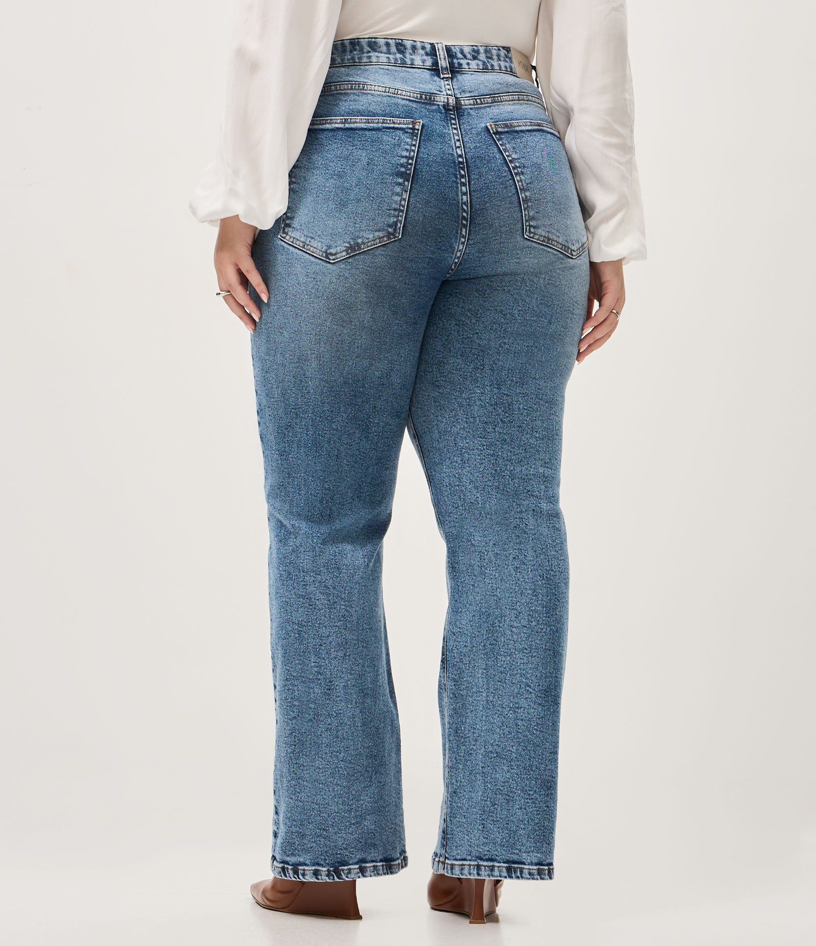 Calça Jeans Reta Marmorizada com Elastano Curve & Plus Size Azul 5