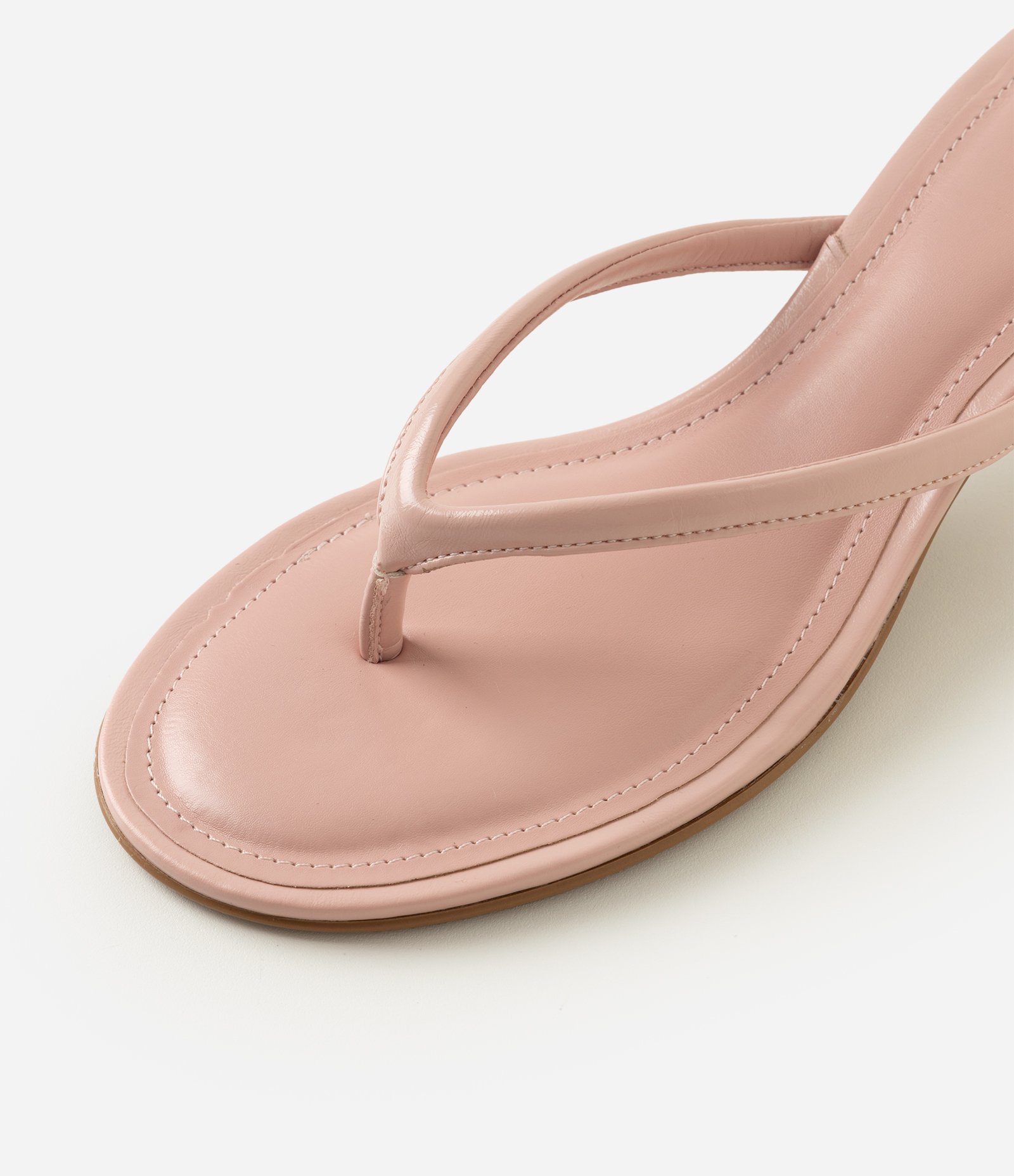 Sandália Kitten Heel em PU Rosa Claro 5