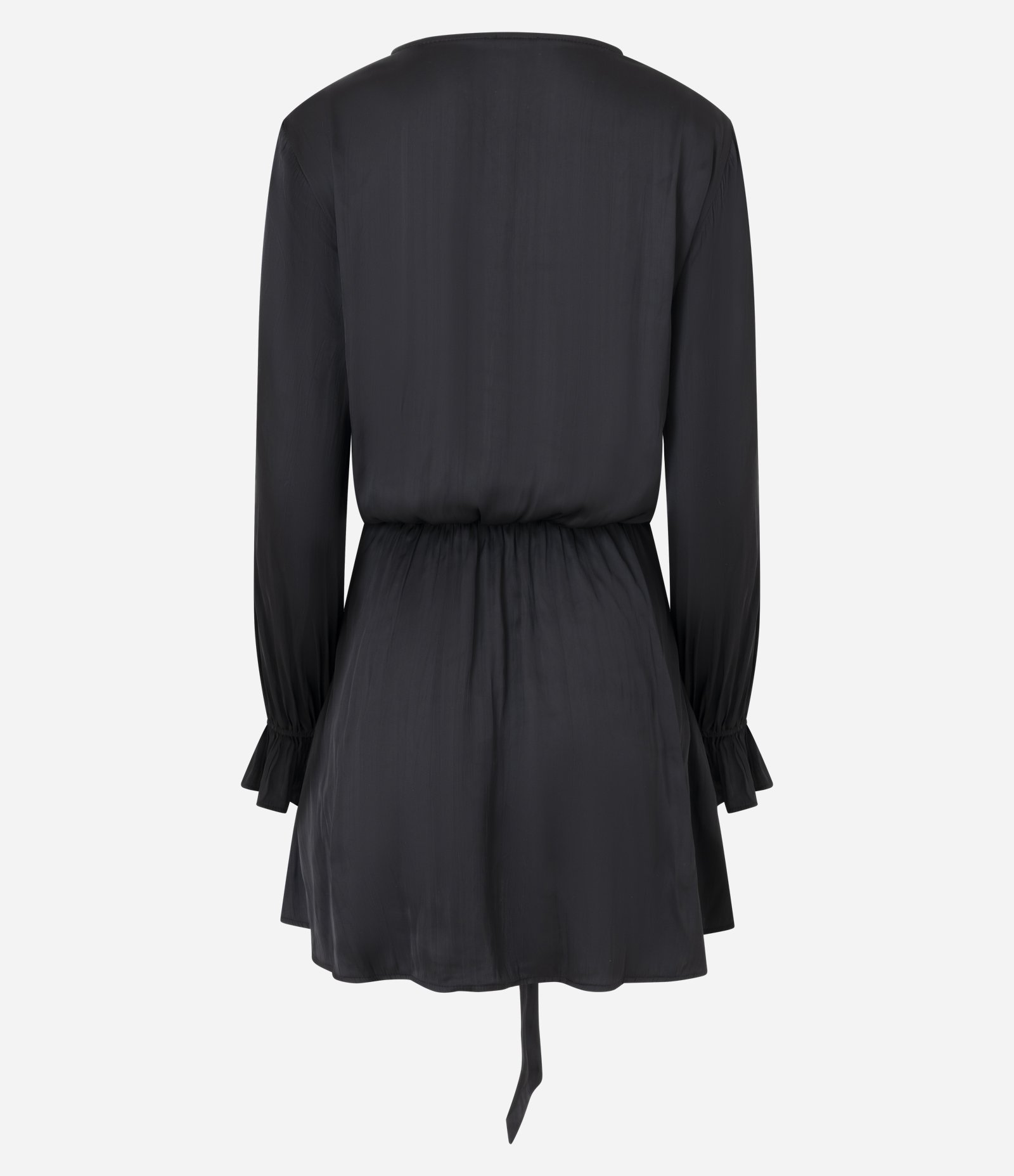 Vestido Curto em Cetim Crinkle com Amarração Preto 7