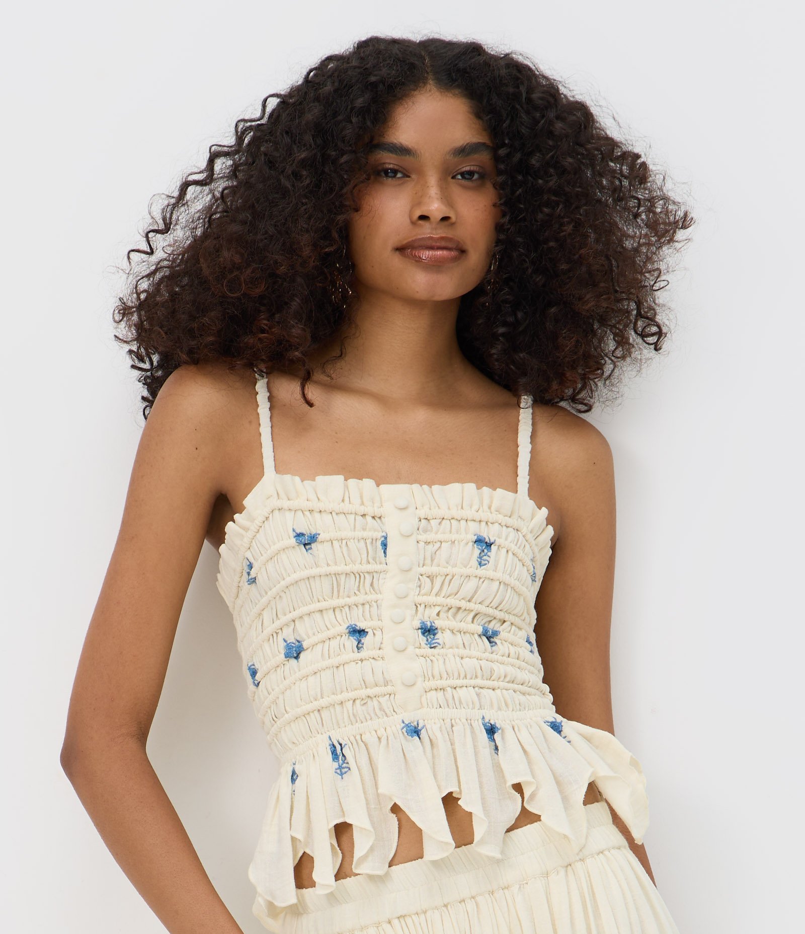 Blusa Peplum em Algodão com Bordado Floral e Franzidos no Busto Off White 1