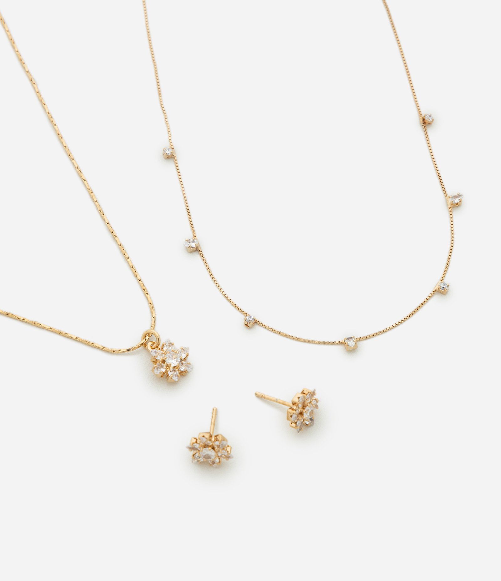 Conjunto de Colar Camadas e Brincos com Pingente de Flor Dourado 1