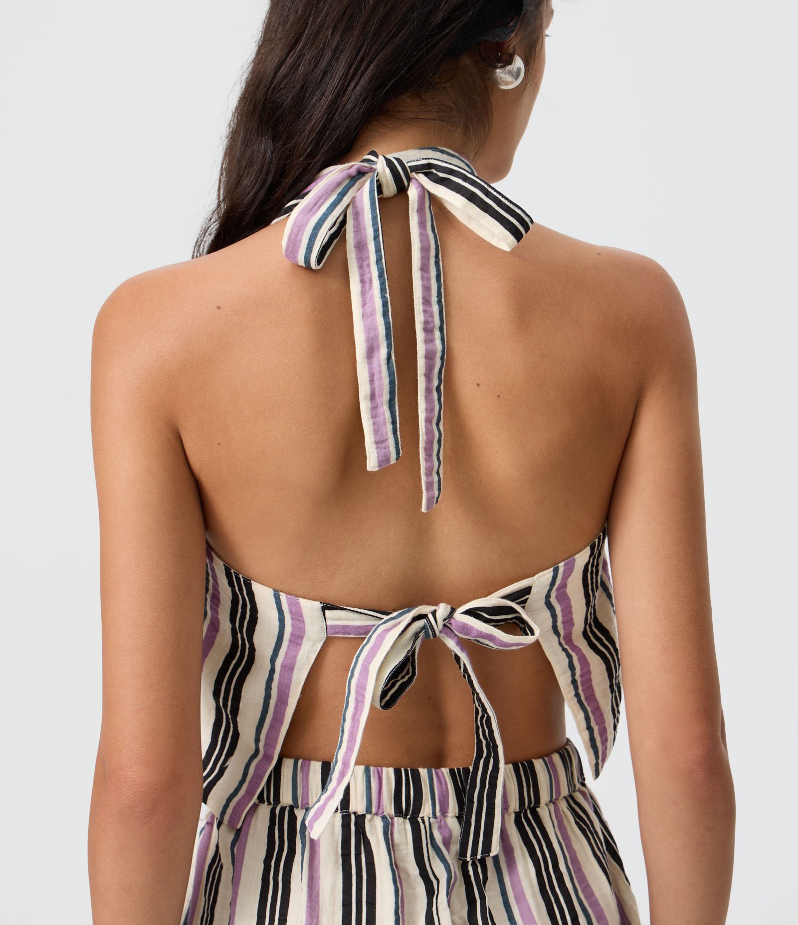 Colete Frente Única Listrado com Amarrações nas Costas Off White 4