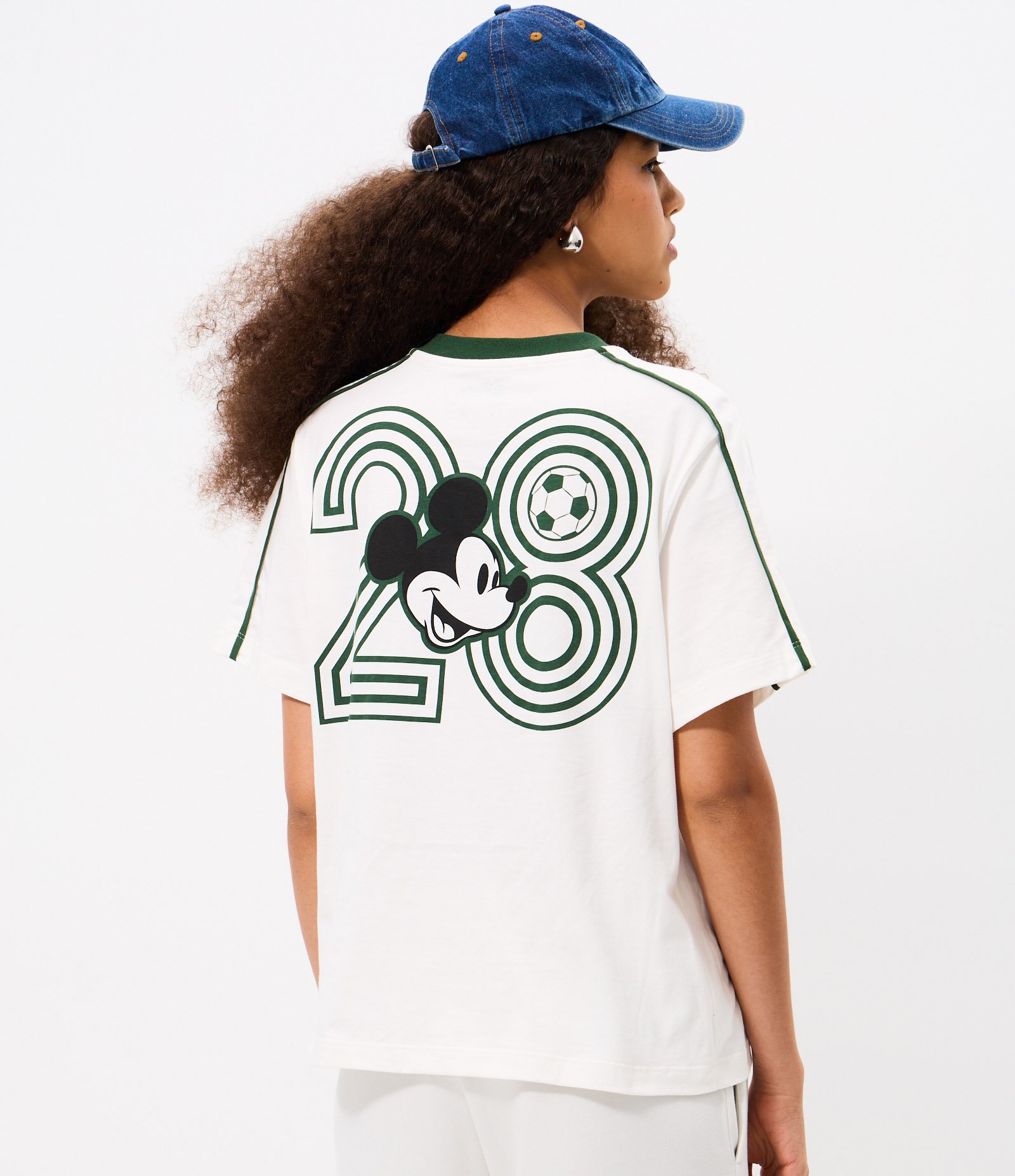 Camiseta Boxy em Algodão com Estampa Esportiva Mickey e Detalhes Contrastantes Branco 4