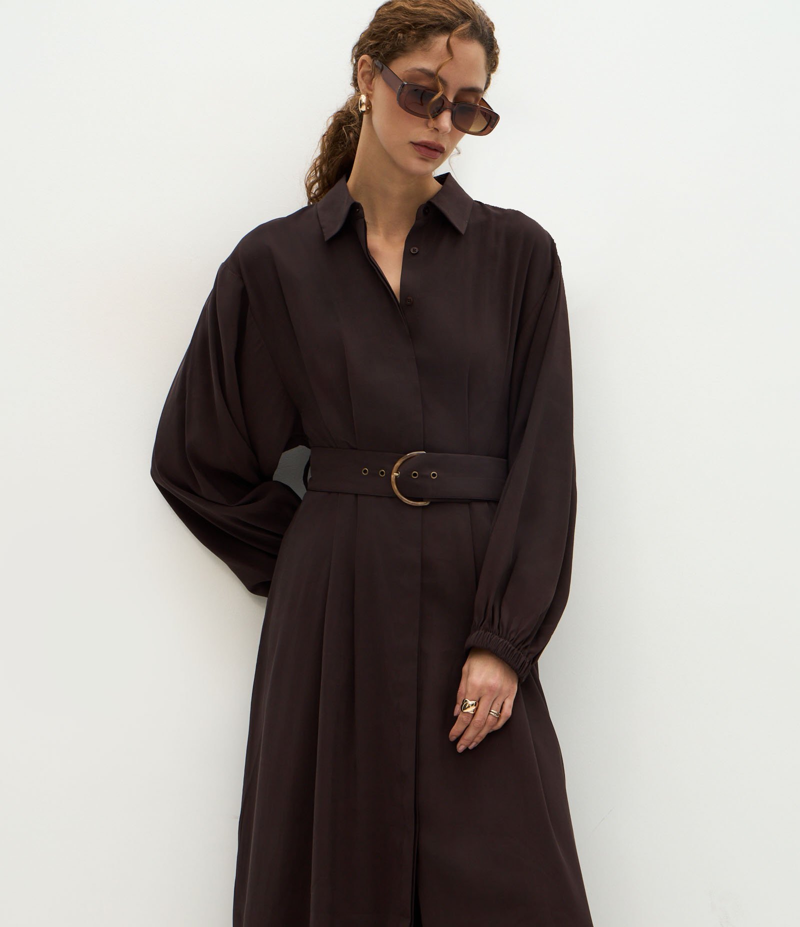Vestido Midi em Viscose com Cinto Largo Marrom 1