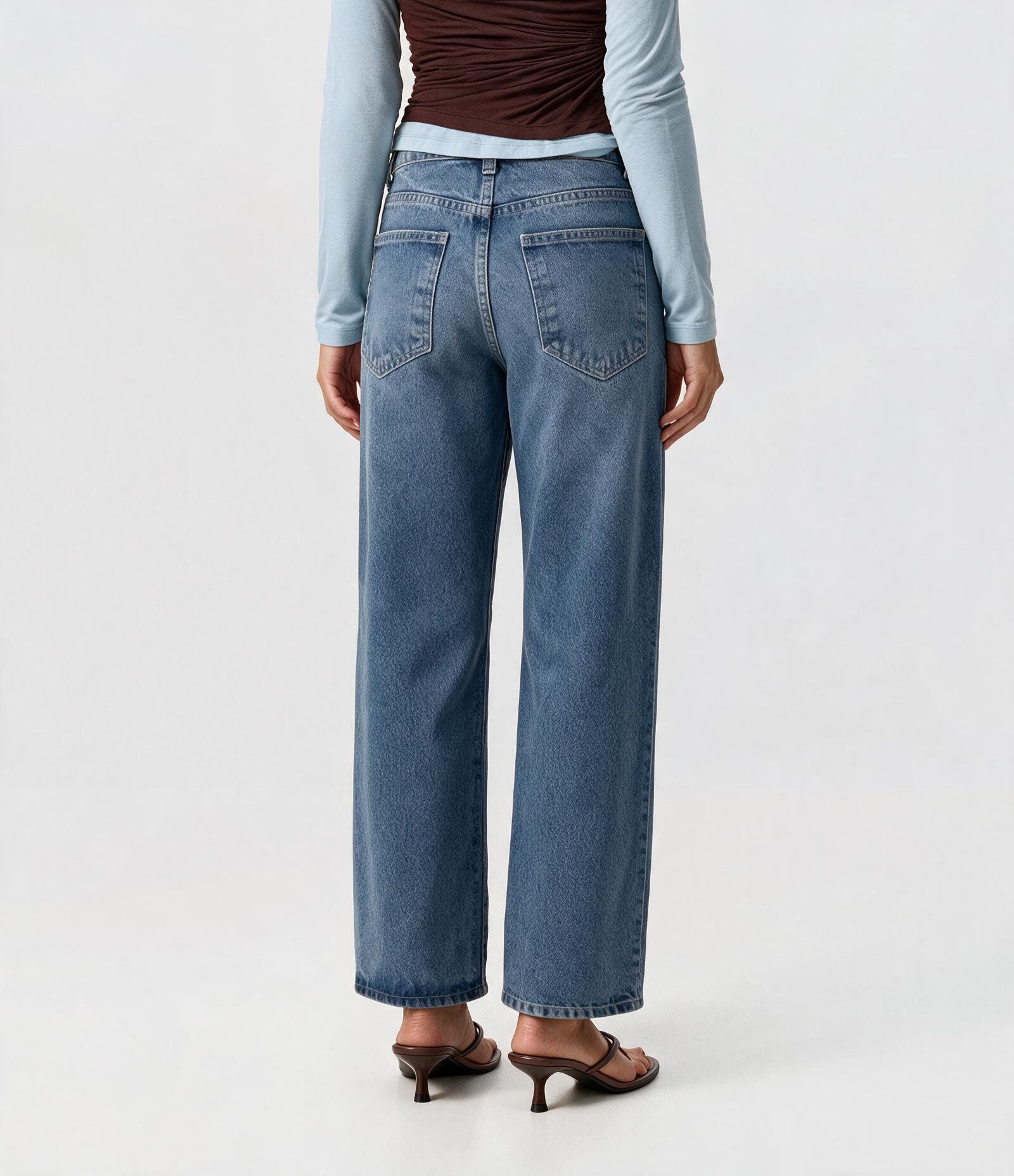 Calça Reta Comfort Jeans com Puído e Cintura Média Azul 4