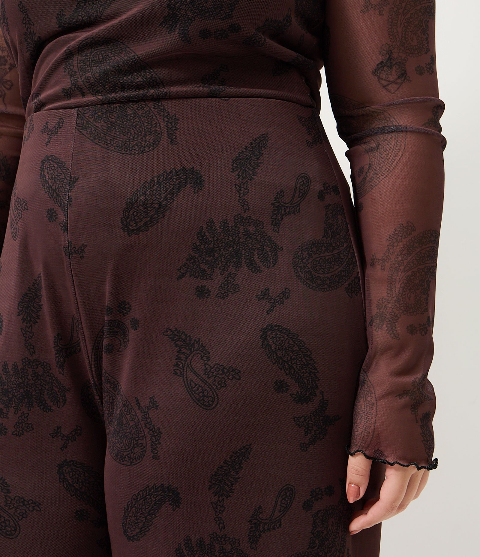 Calça Tule Paisley Curve & Plus Size Marrom 3