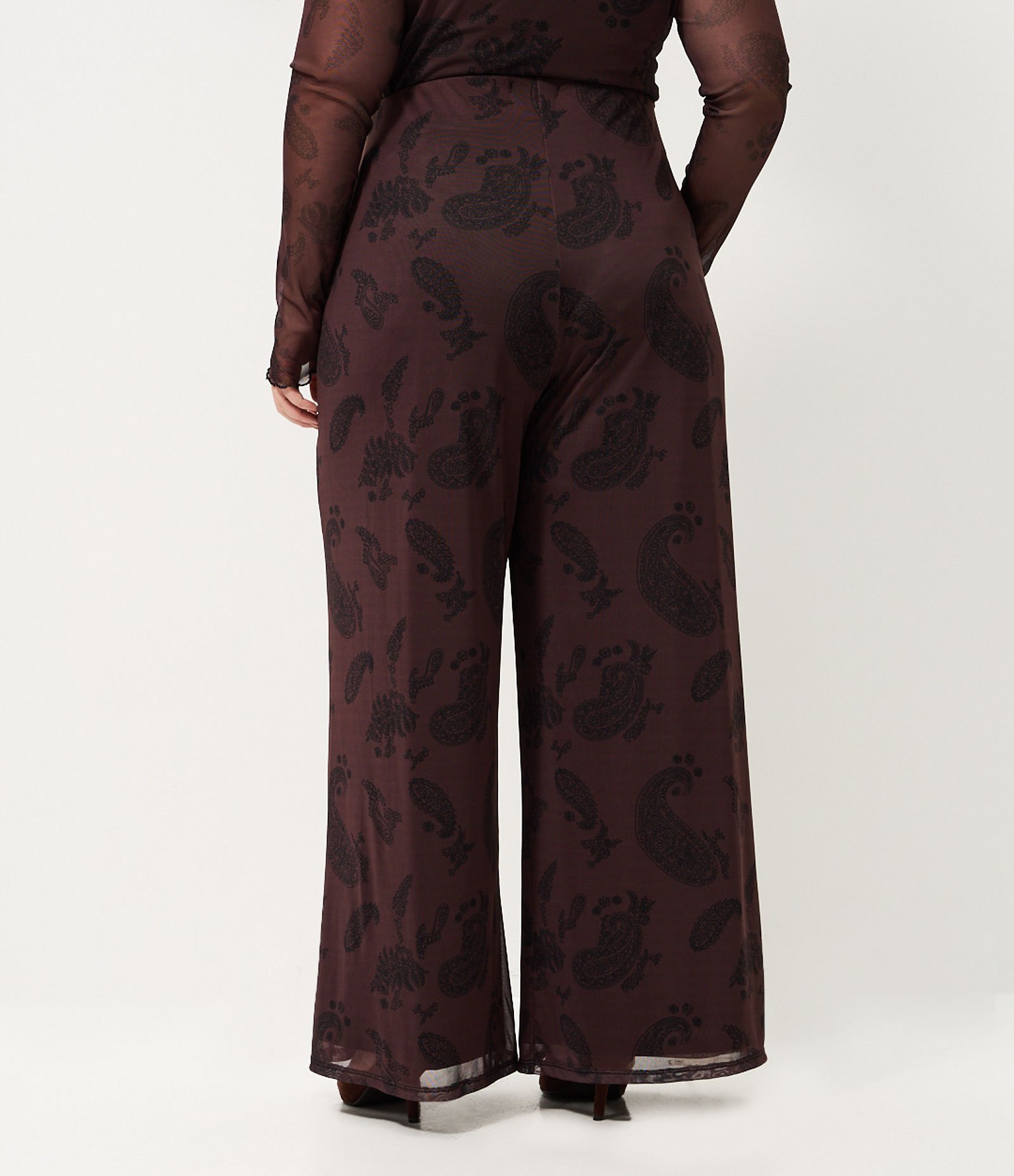 Calça Tule Paisley Curve & Plus Size Marrom 4