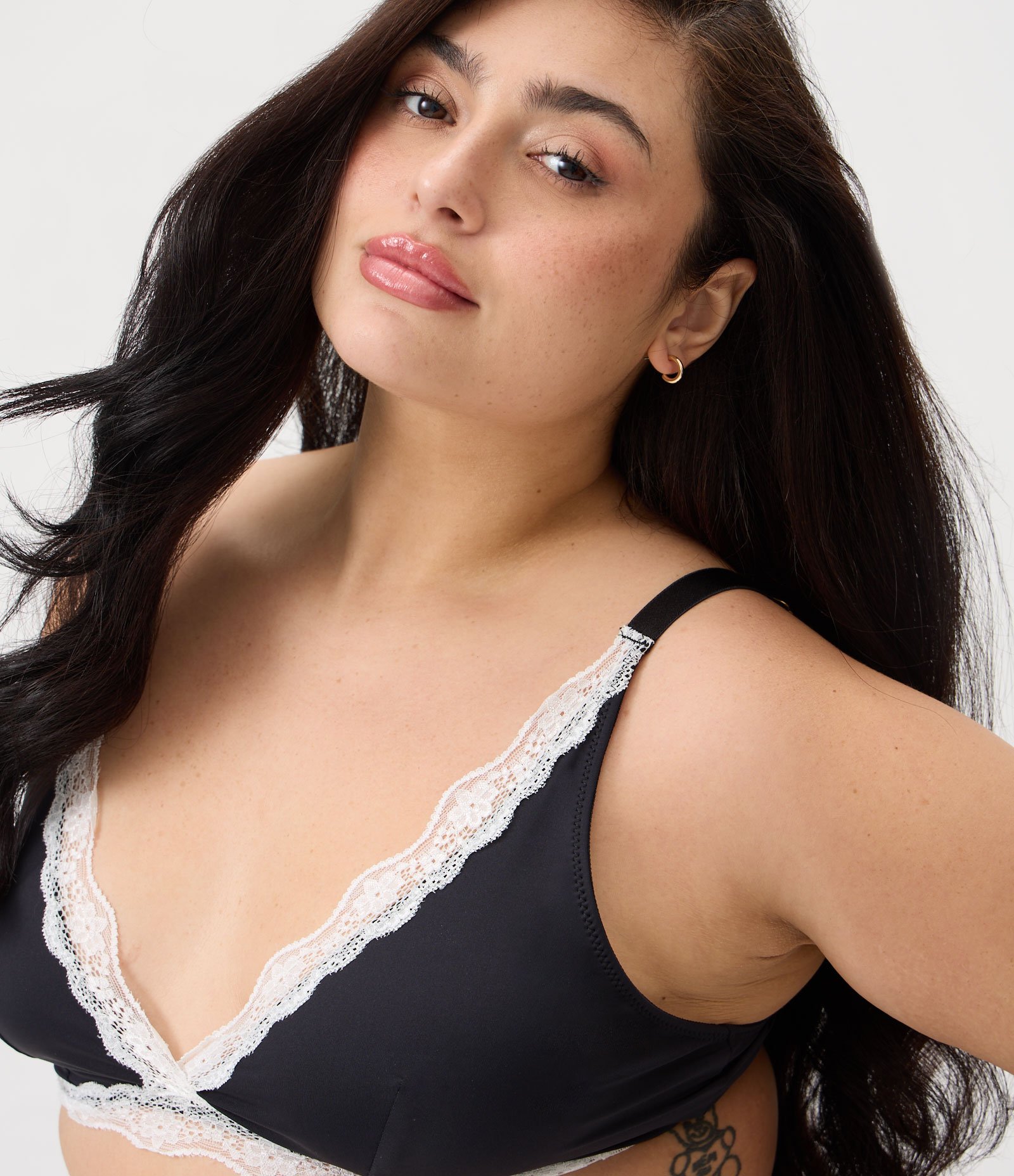 Sutiã Triangulo com Renda Contrastante Curve & Plus Size Preto 3