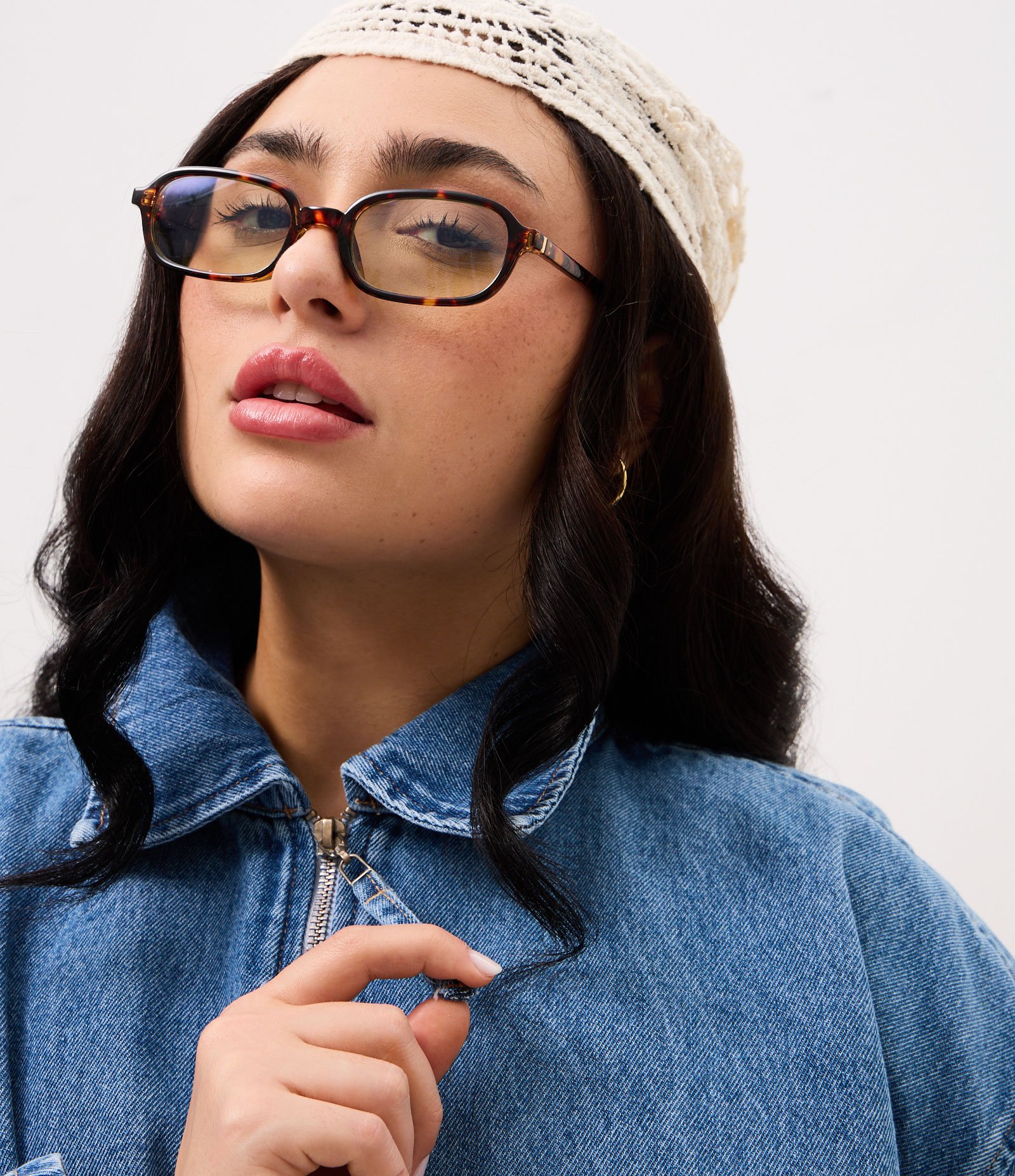 Jaqueta Cropped Jeans com Pregas Frontais Curve & Plus Size Azul 3