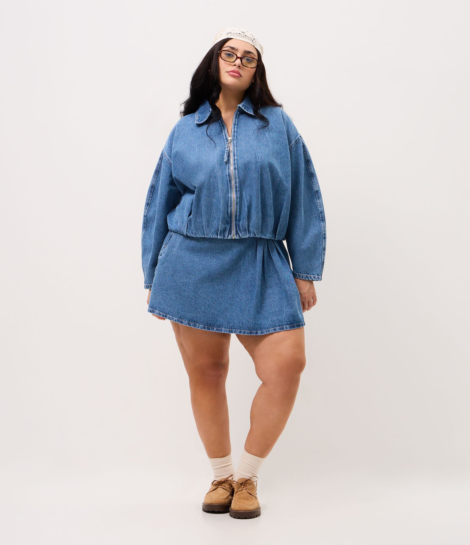 Saia Jeans Curta Com Pregas Frontais Curve & Plus Size Azul 2