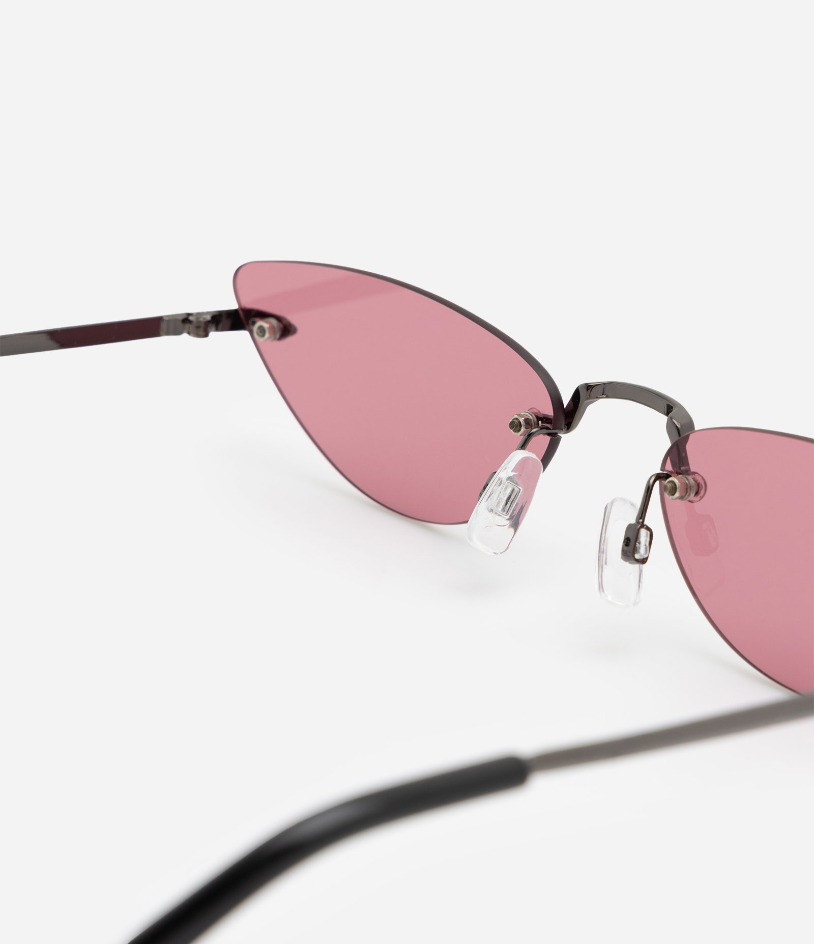Óculos de Sol Gateado com Hastes Metálicas Rosa 4