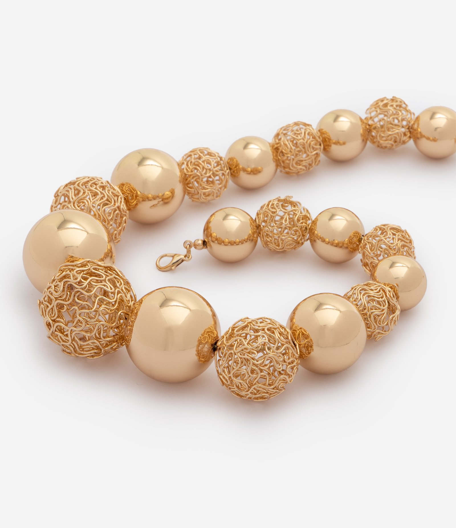 Colar Maxi em Metal com Esferas Grandes Dourado 1