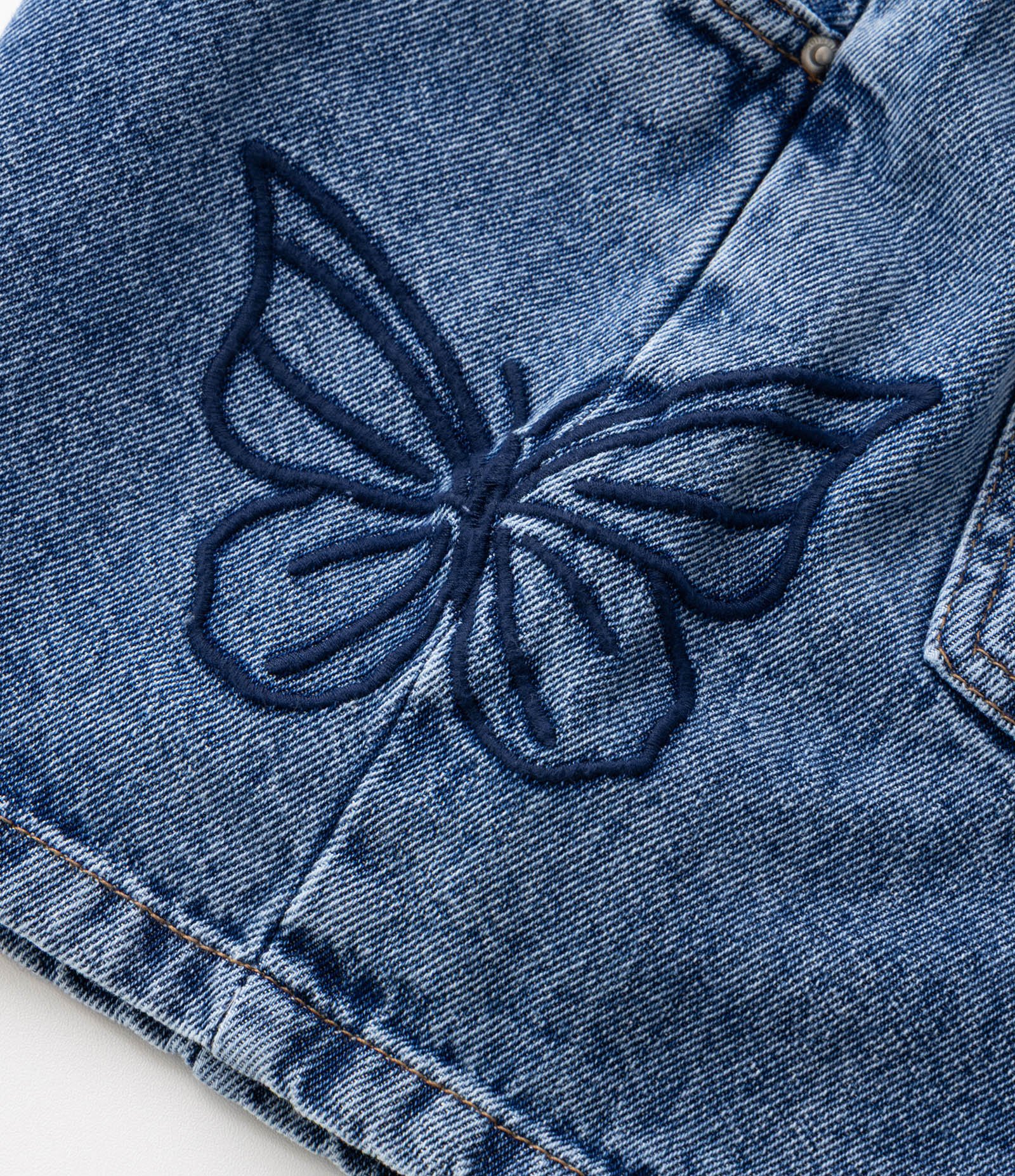 Bermuda Infantil Jeans com Bordado de Borboletas - Tam 5 a 16 Anos Azul Médio 6