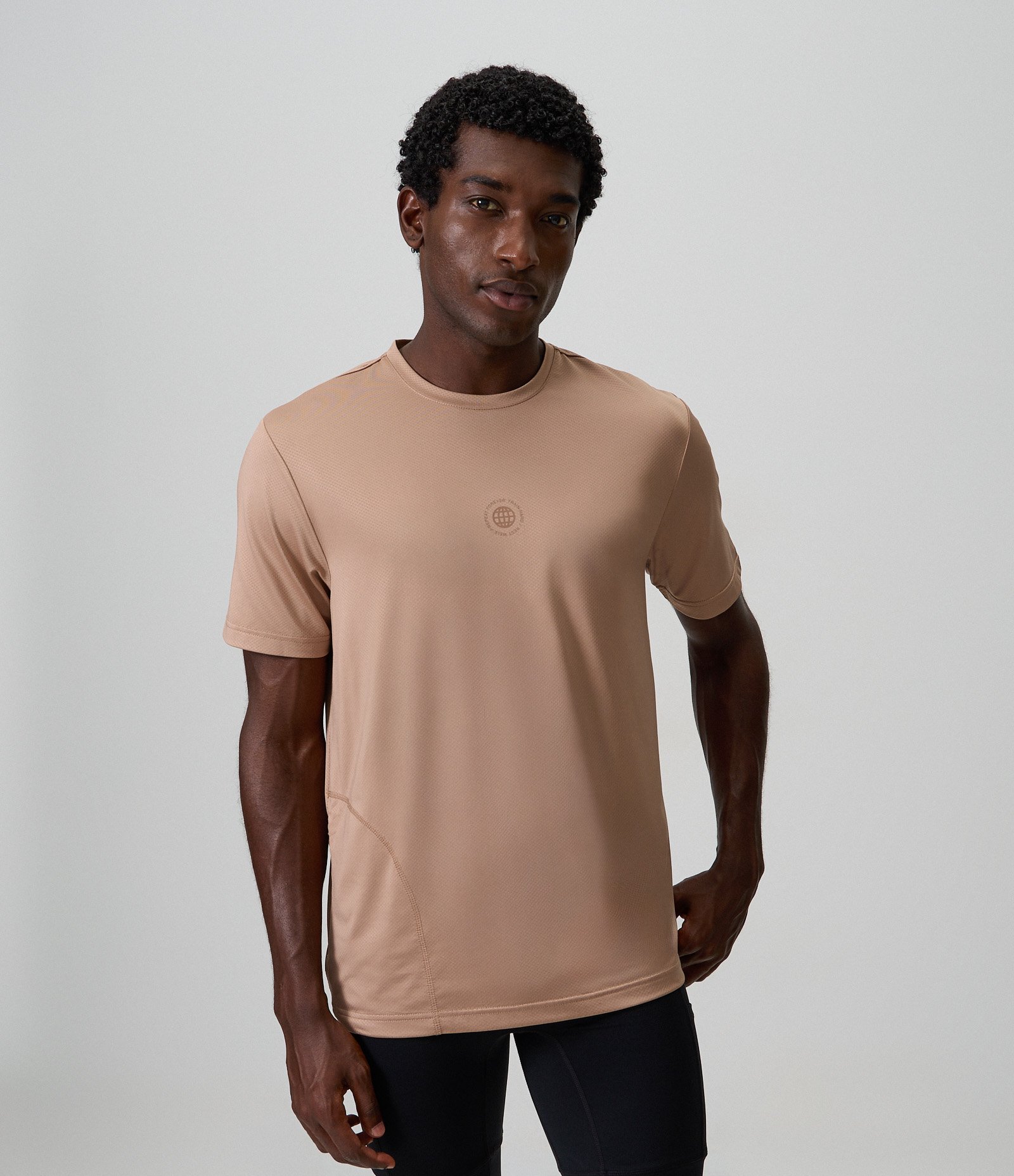 Camiseta Dry Tecnológica Bege 1