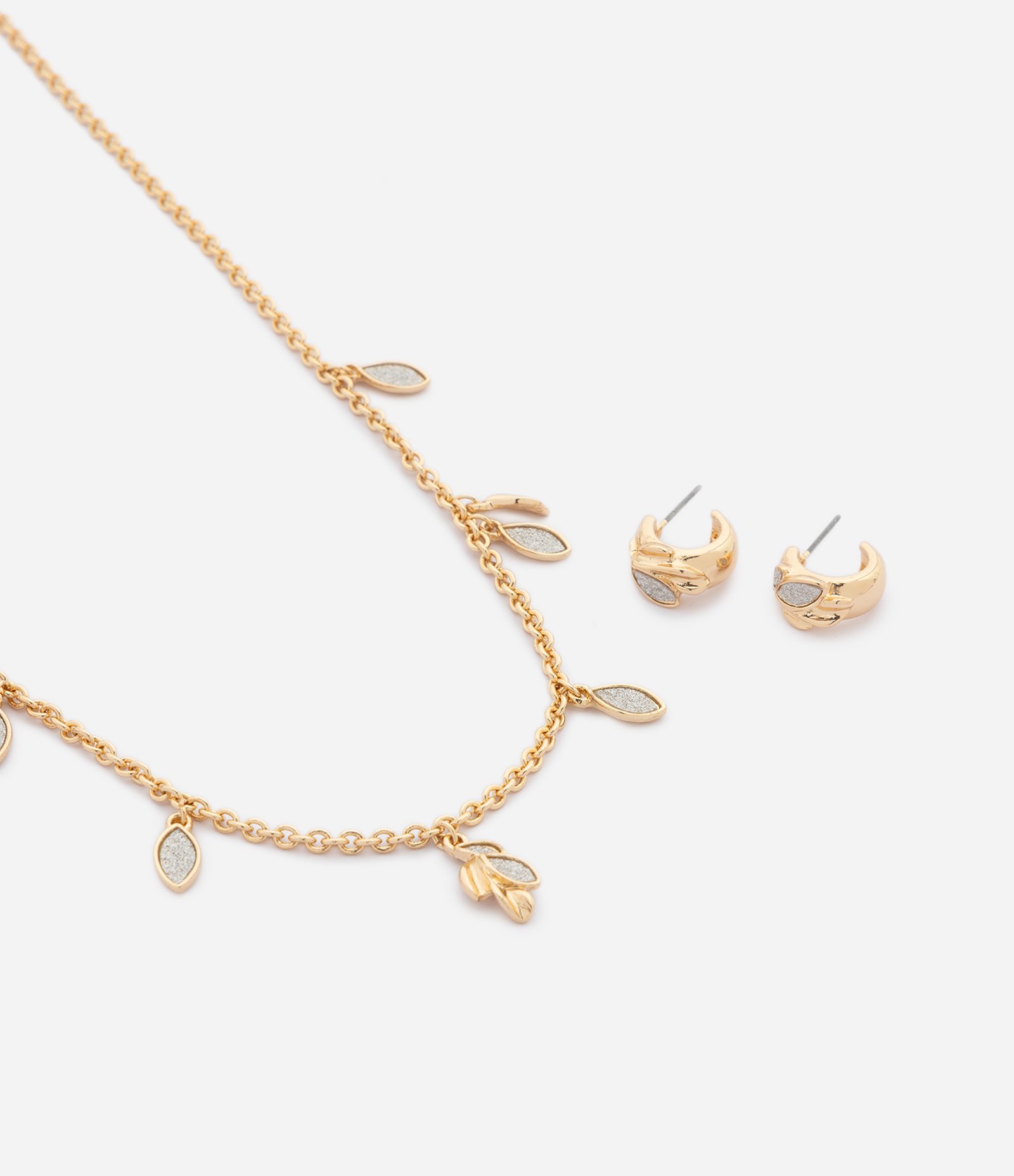 Conjunto Colar Médio com Pingentes de Folhas e Brincos em Metal Dourado 1
