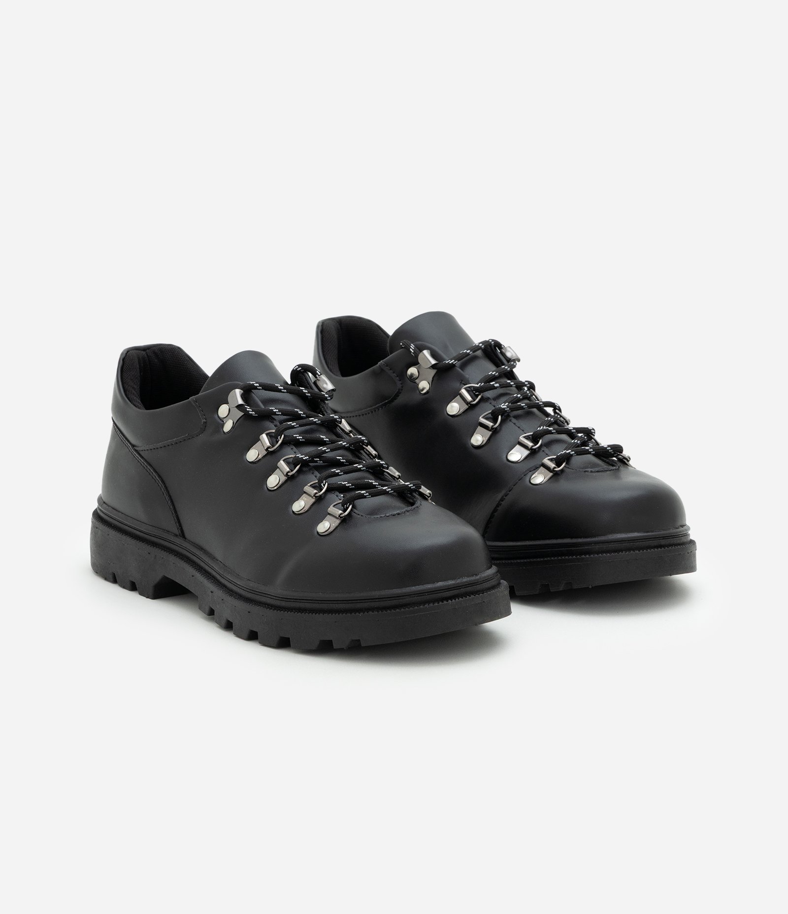 Sapato Trekking em PU com Cadarço Preto 2