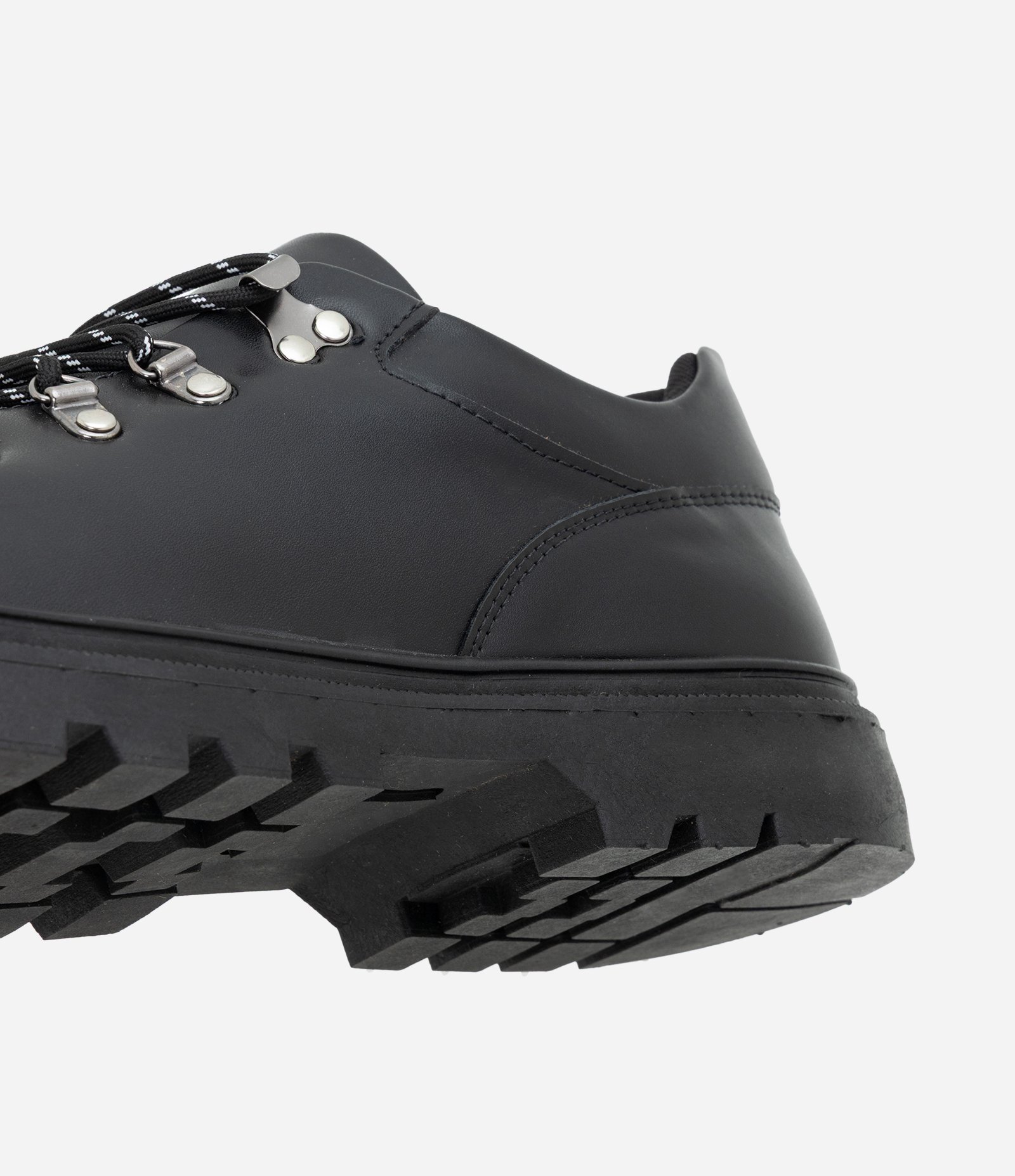 Sapato Trekking em PU com Cadarço Preto 4