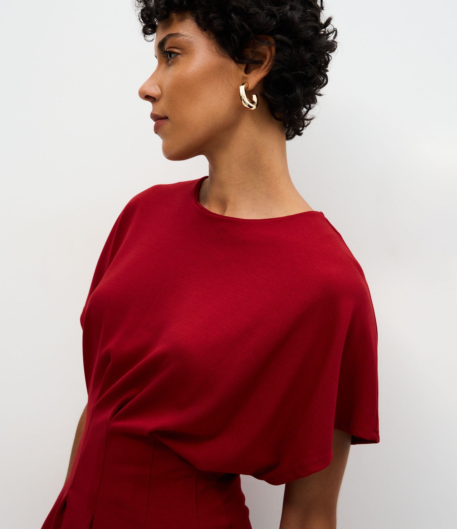 Blusa Peplum Estruturada com Pregas Frontais Vermelho 3