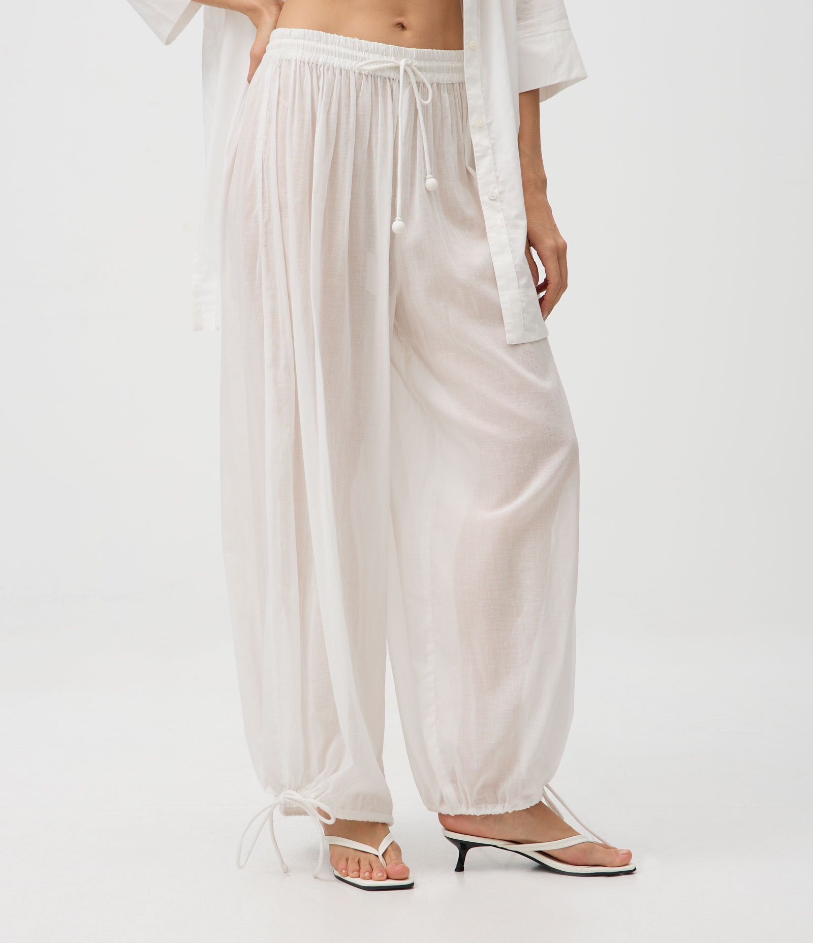 Calça Aladim em Algodão com Barra Ajustável Branco 2