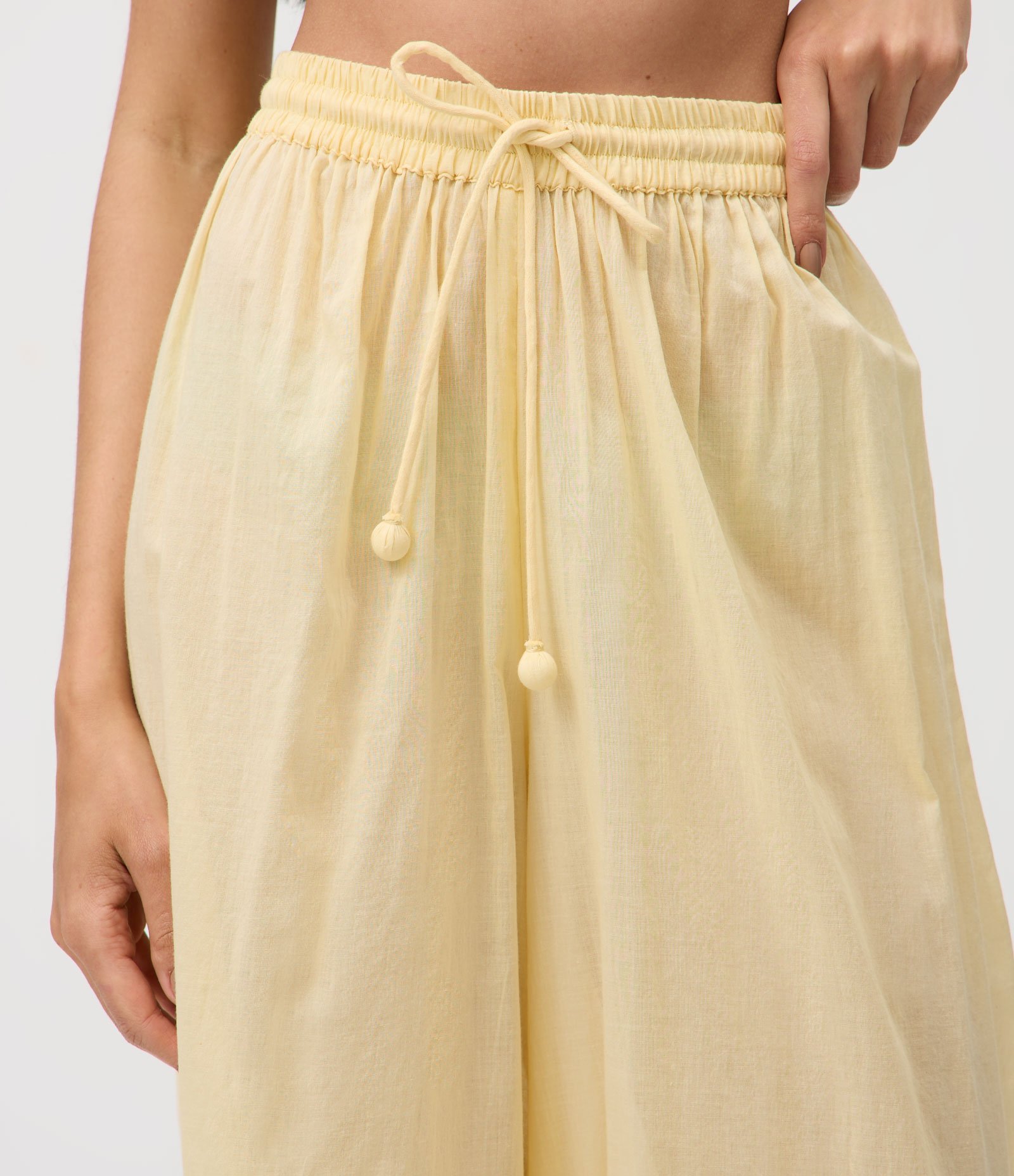 Calça Aladim em Algodão com Barra Ajustável Amarelo 3