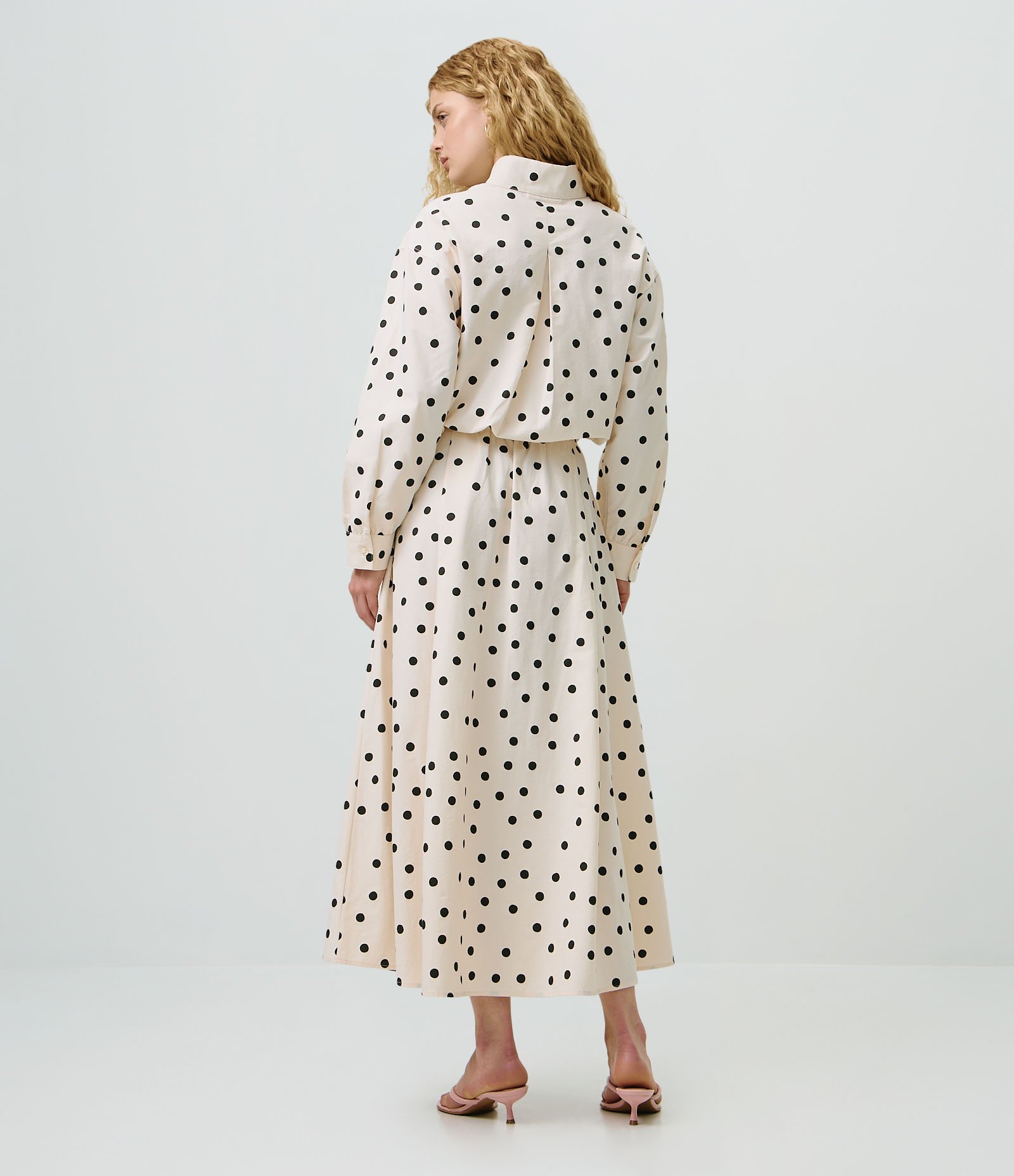 Saia Evasê Midi em Tricoline com Estampa Poá Off White 6