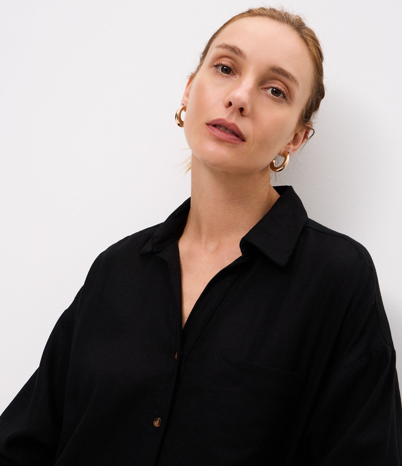 Vestido Chemise em Viscolinho com Mangas Longas Preto 3
