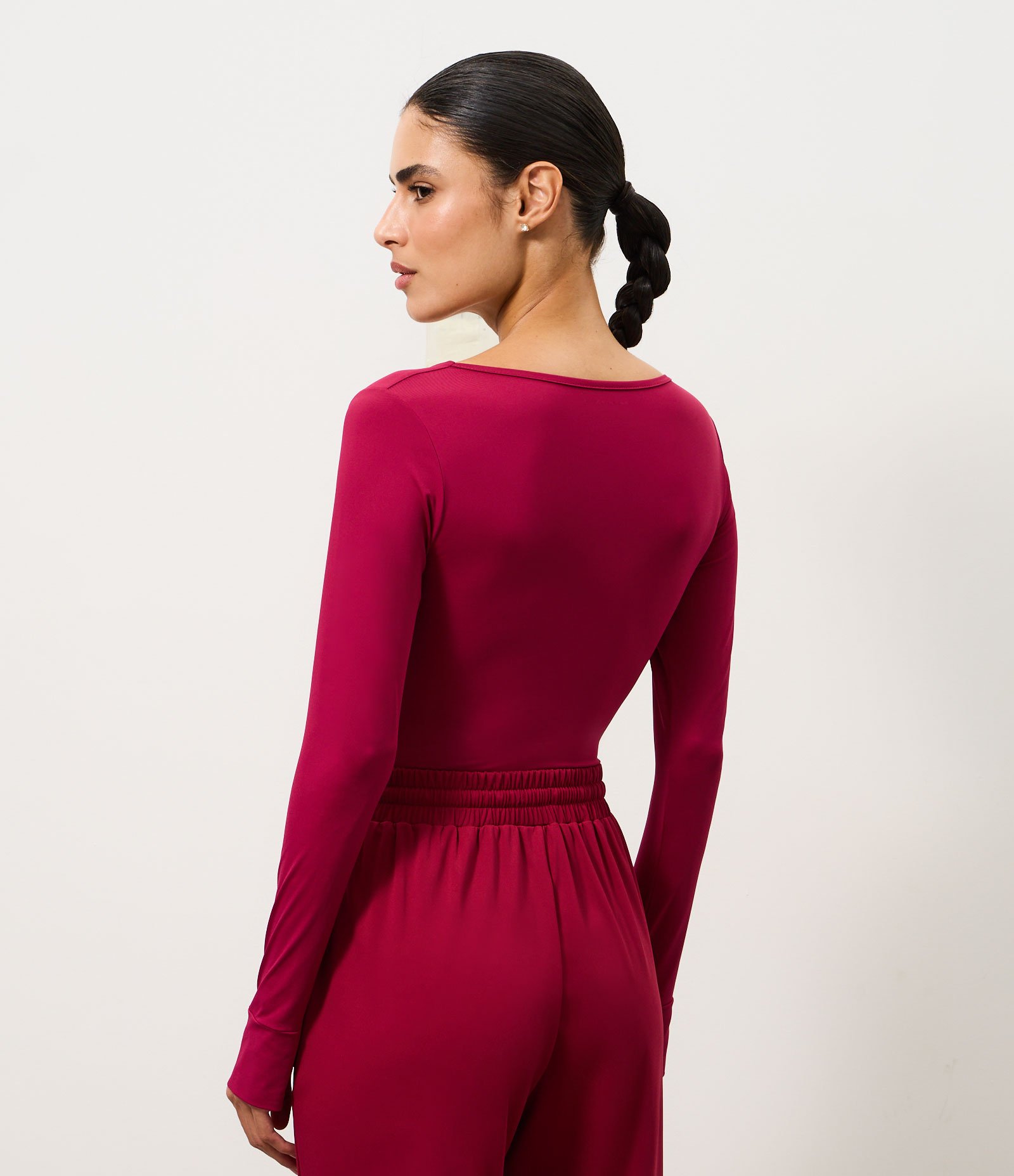 Blusa Cropped Esportiva em Microfibra com Abertura Para Polegar Vermelho 5