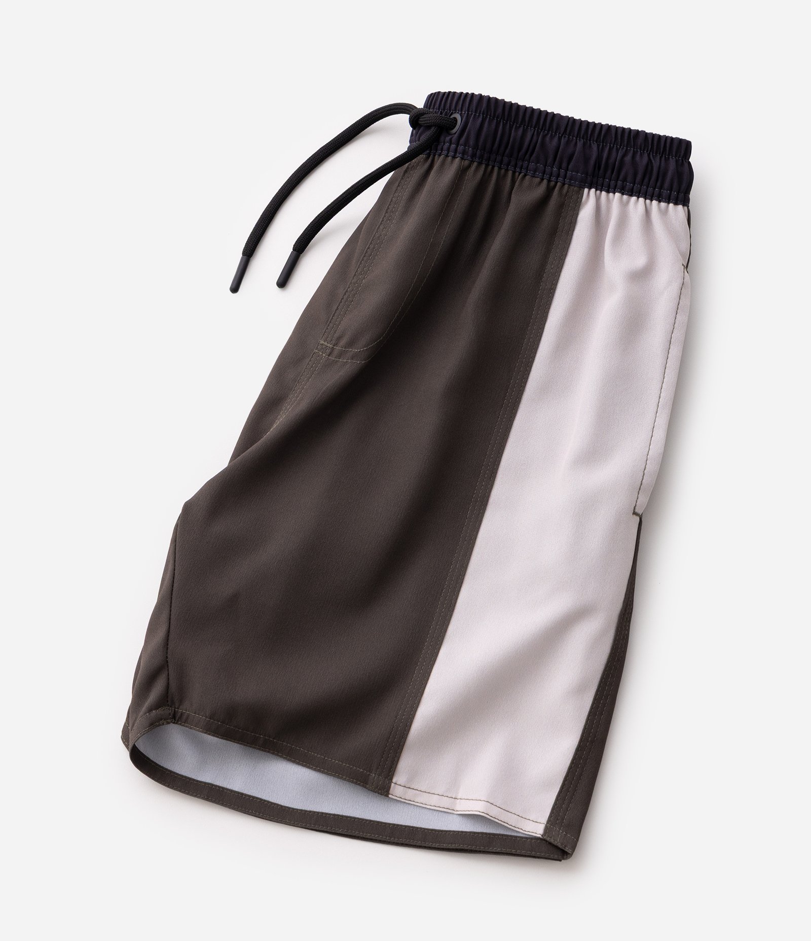 Bermuda Infantil com Recortes e Bolso Lateral – Tam 5 a 14 Anos Verde Escuro/Cinza 5