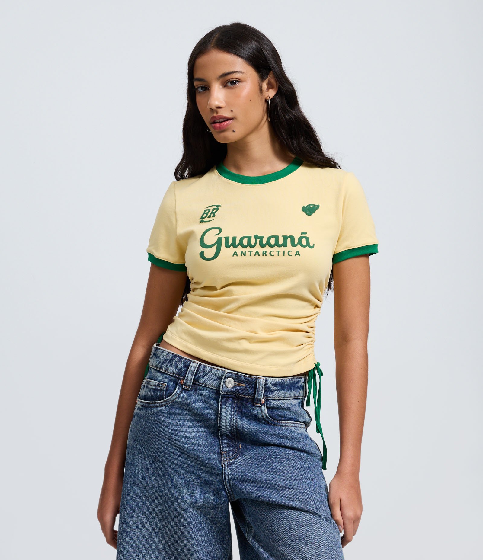Camiseta em Algodão com Estampa Guaraná e Amarração Lateral Amarelo 3