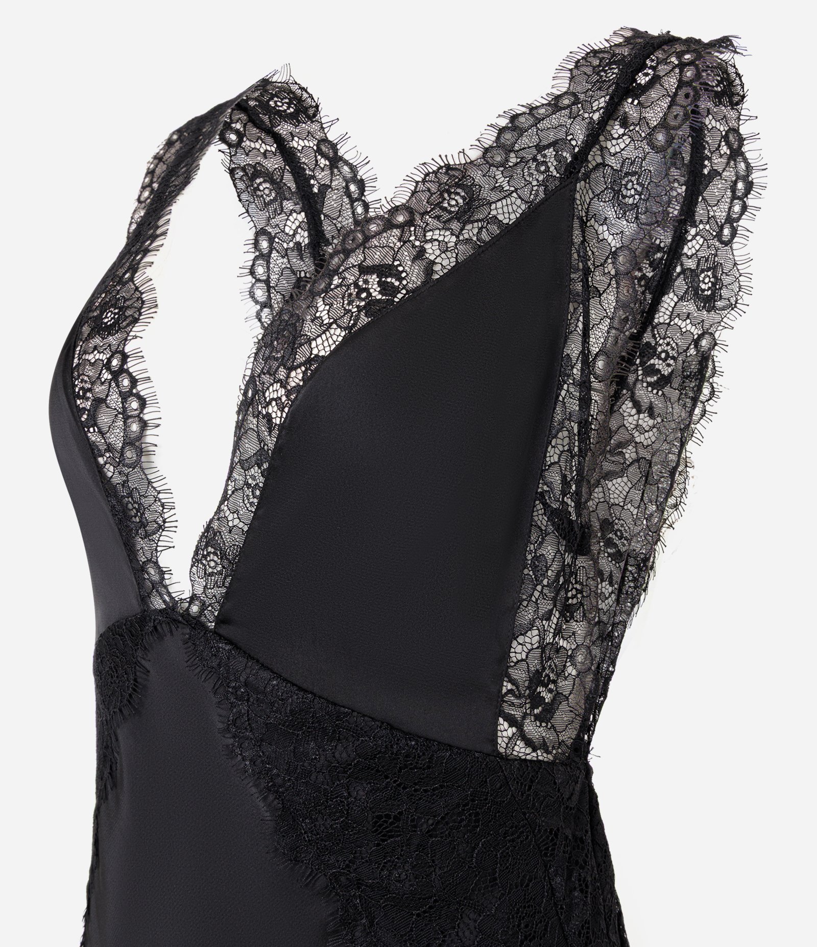 Vestido Midi em Cetim com Decote V e Detalhe em Renda Preto 6