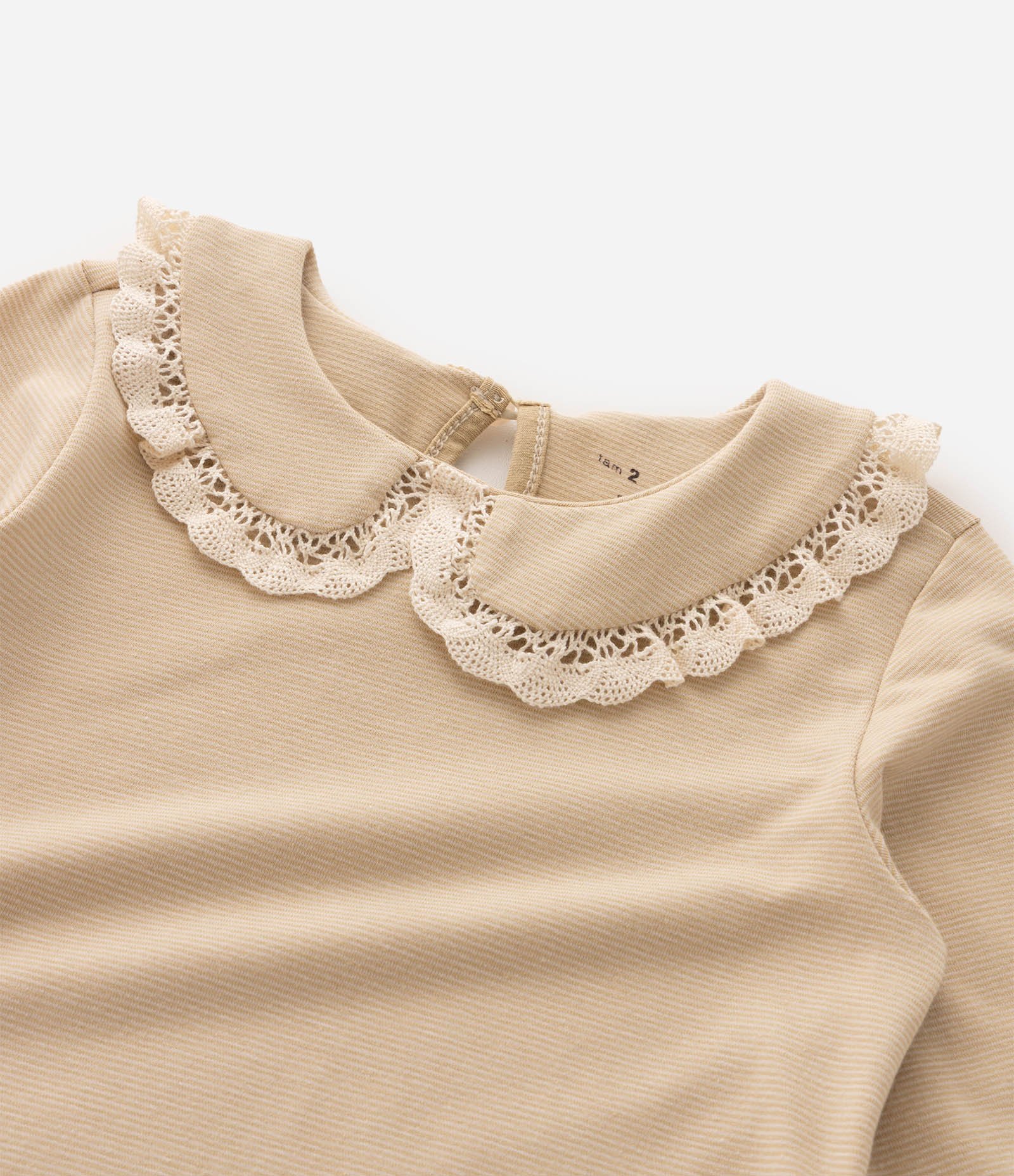 Blusa Relaxed Texturizada com Gola Boneca Infantil - Tam 1 a 6 Anos Bege 5