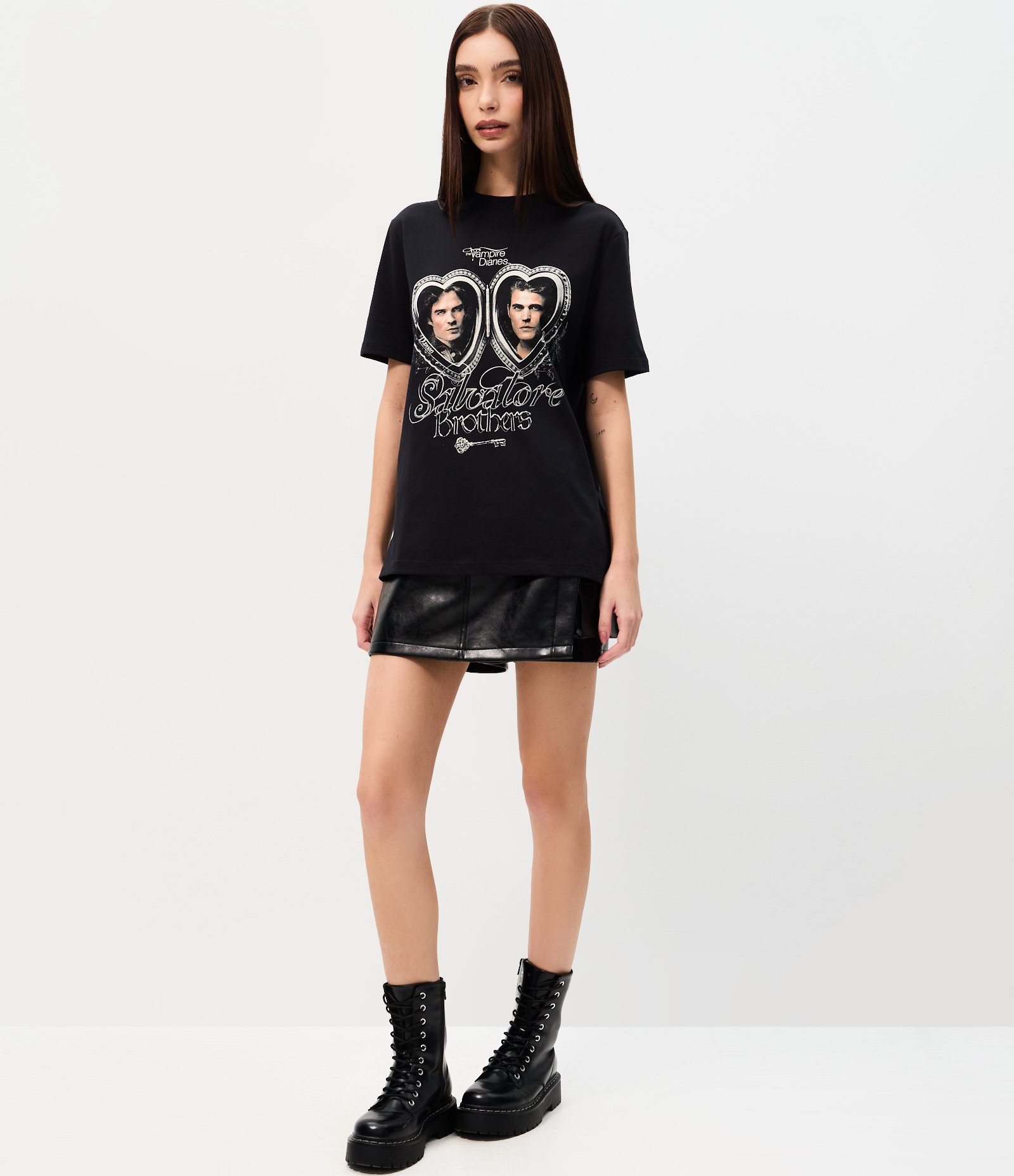 Camiseta em Algodão com Estampa Salvatore Brothers Preto 2