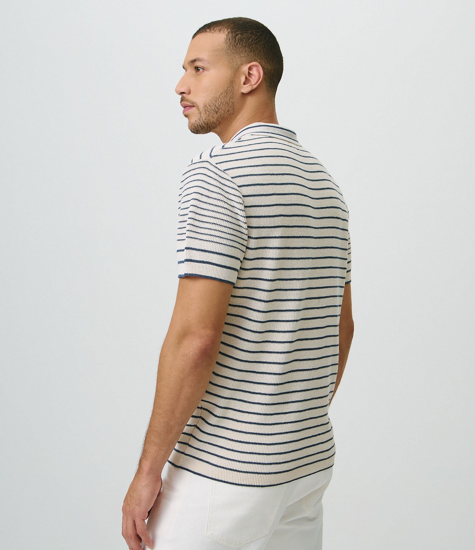 Camisa Polo em Tricô Listrado com Botões Bege 6