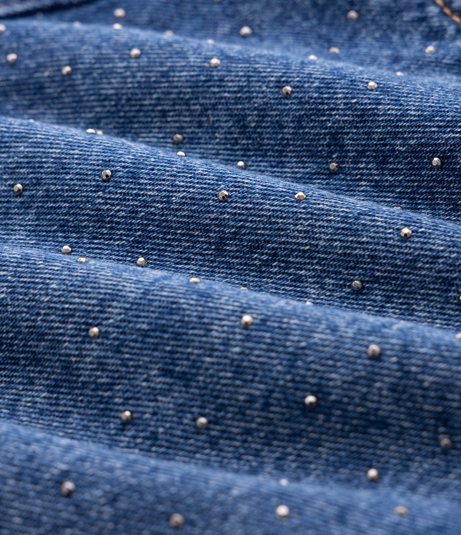 Short Jeans Infantil com Aplicação de Brilhos - Tam 5 a 16 Anos Azul Médio 4