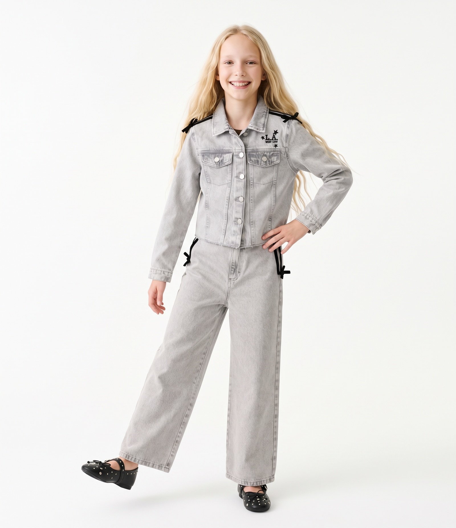 Jaqueta Jeans Infantil Comfort com Laços nos Ombros - Tam 5 a 16 Anos Cinza 1