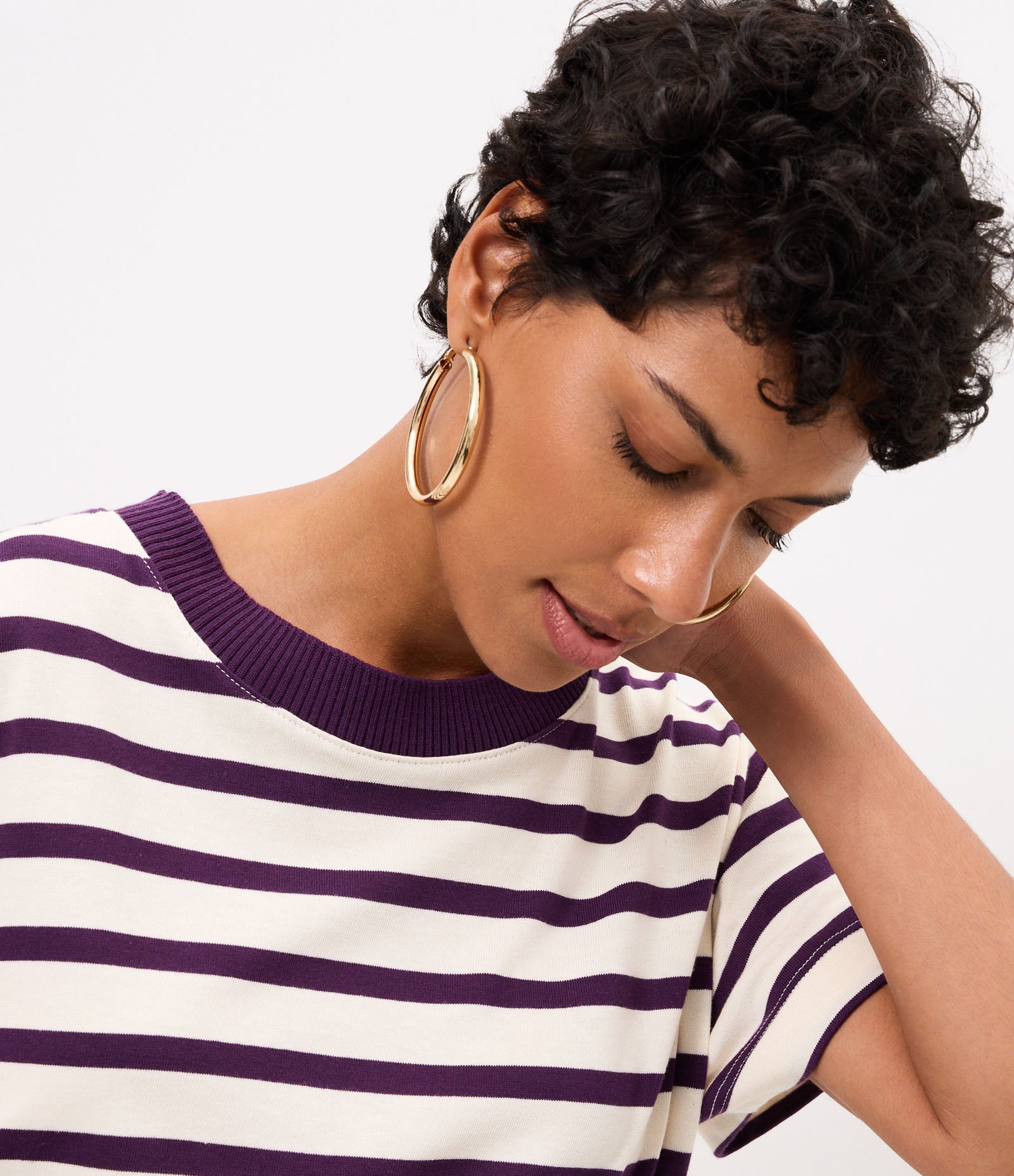 Blusa Slim Listrada em Algodão com Gola Contrastante Roxo/Branco 3