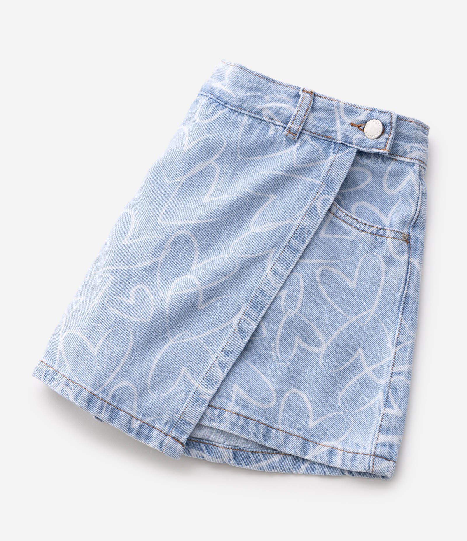 Short Saia Infantil em Jeans com Estampa de Corações – Tam 5 a 16 Anos Azul Claro 5