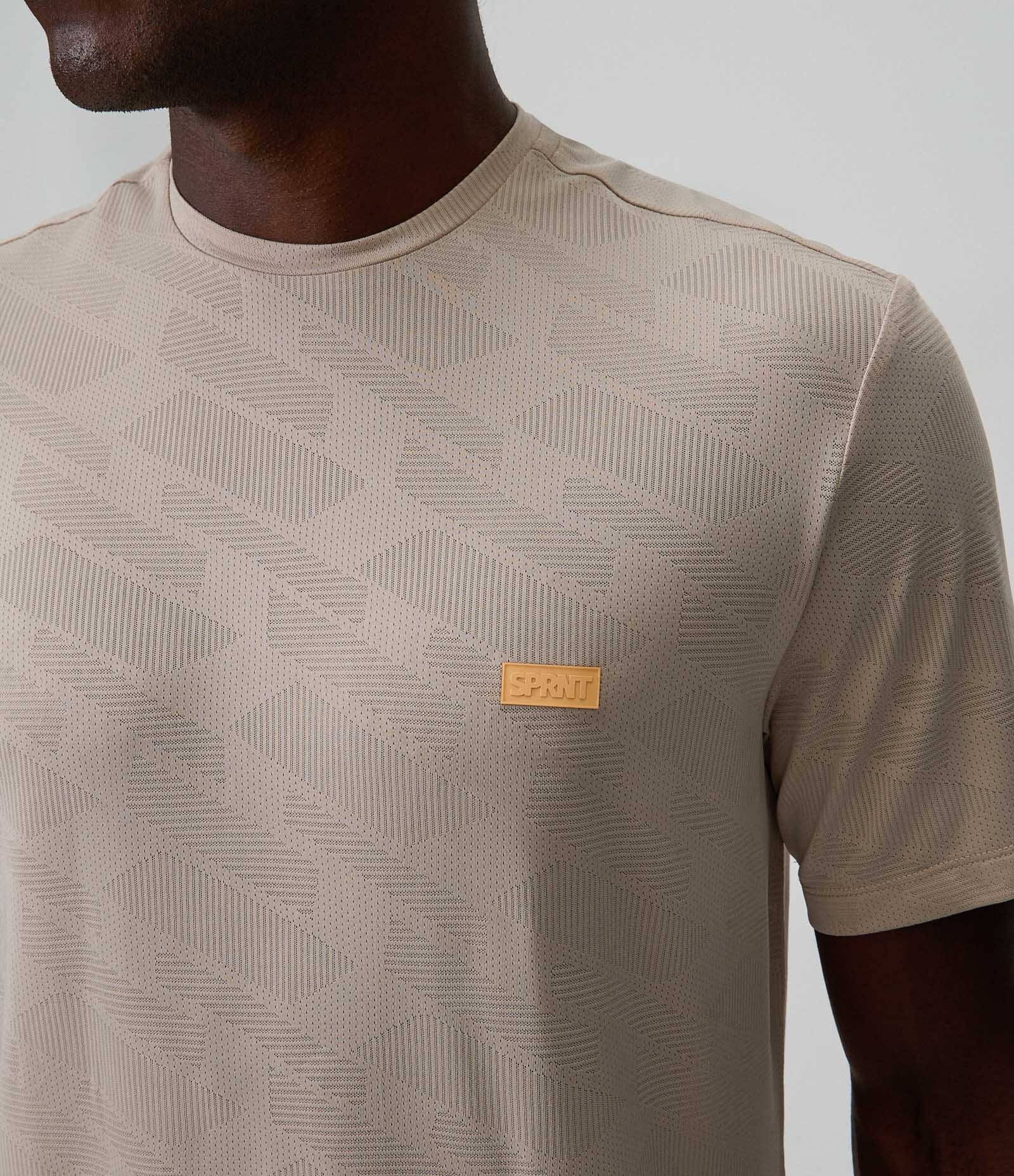 Camiseta Dry Jacquard com Print no Peito Cinza 4